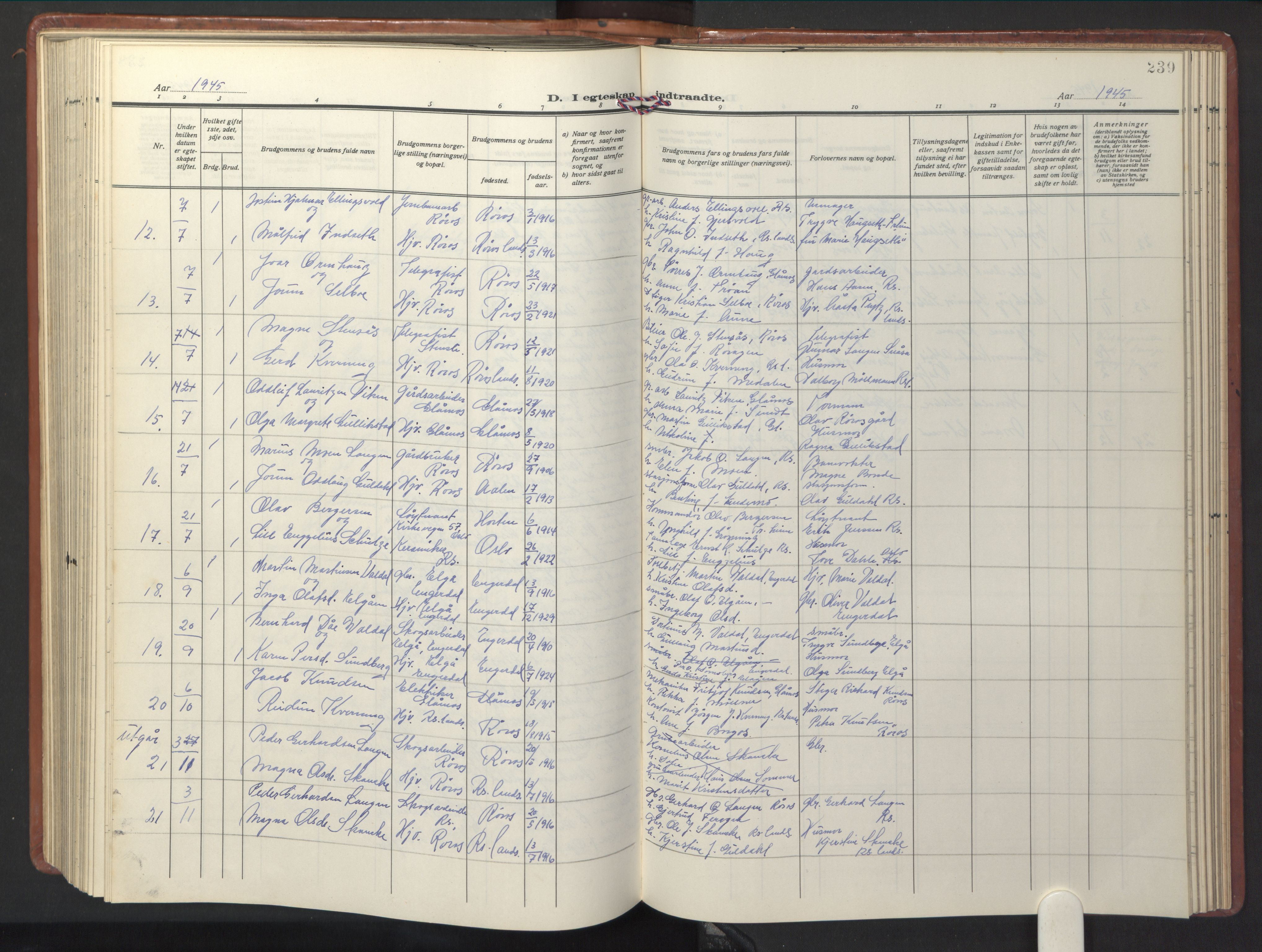 Ministerialprotokoller, klokkerbøker og fødselsregistre - Sør-Trøndelag, SAT/A-1456/681/L0943: Parish register (copy) no. 681C07, 1926-1954, p. 239