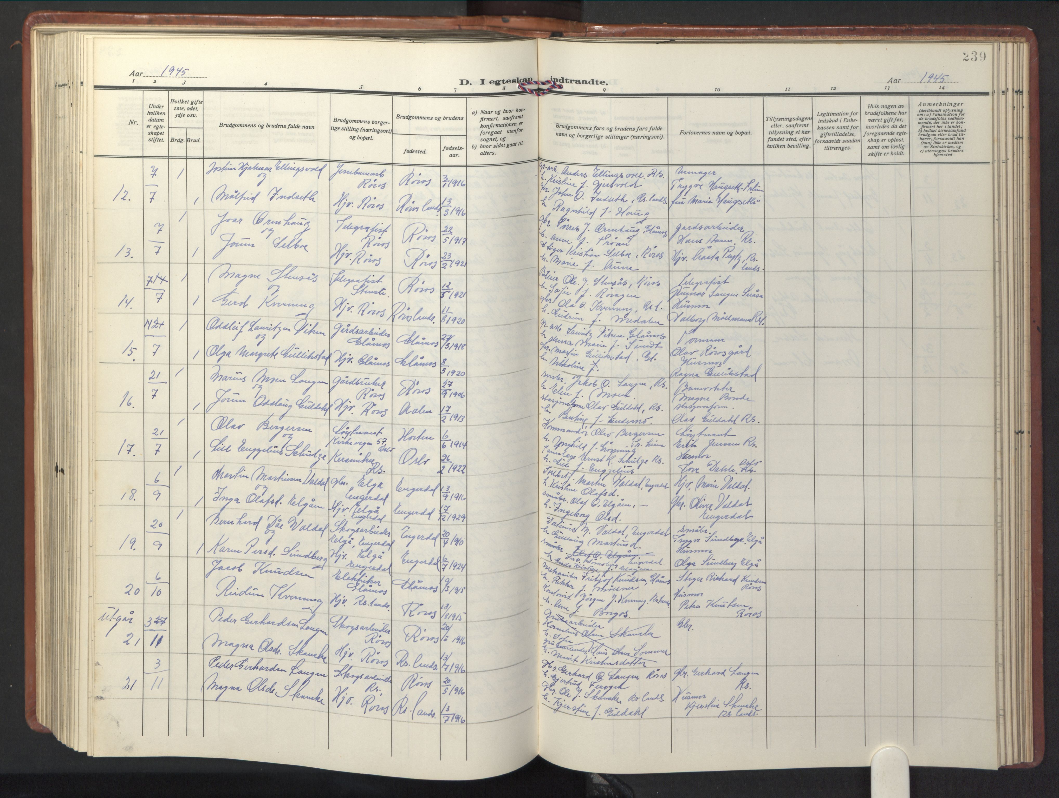 Ministerialprotokoller, klokkerbøker og fødselsregistre - Sør-Trøndelag, AV/SAT-A-1456/681/L0943: Parish register (copy) no. 681C07, 1926-1954, p. 239