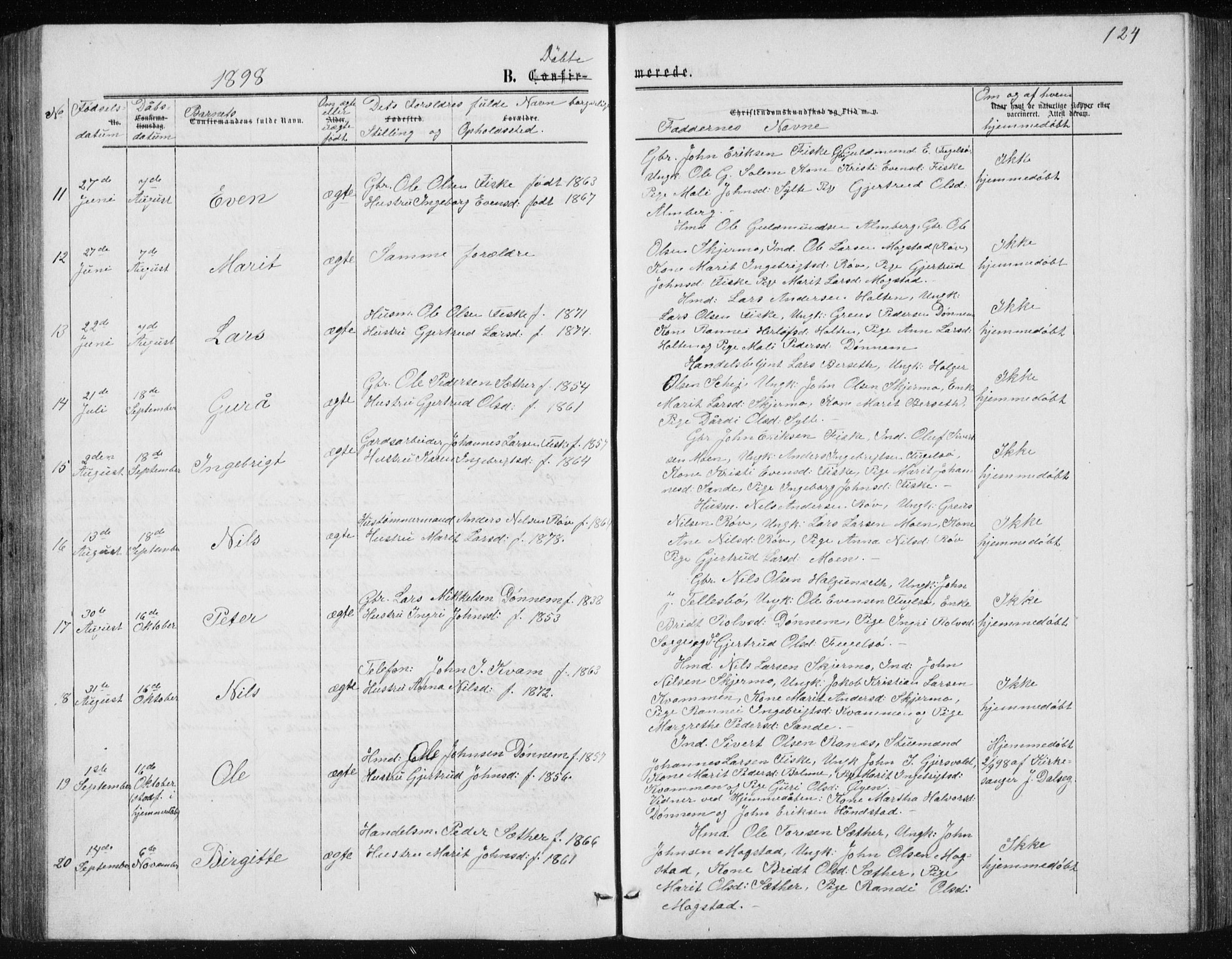 Ministerialprotokoller, klokkerbøker og fødselsregistre - Møre og Romsdal, AV/SAT-A-1454/597/L1064: Parish register (copy) no. 597C01, 1866-1898, p. 124