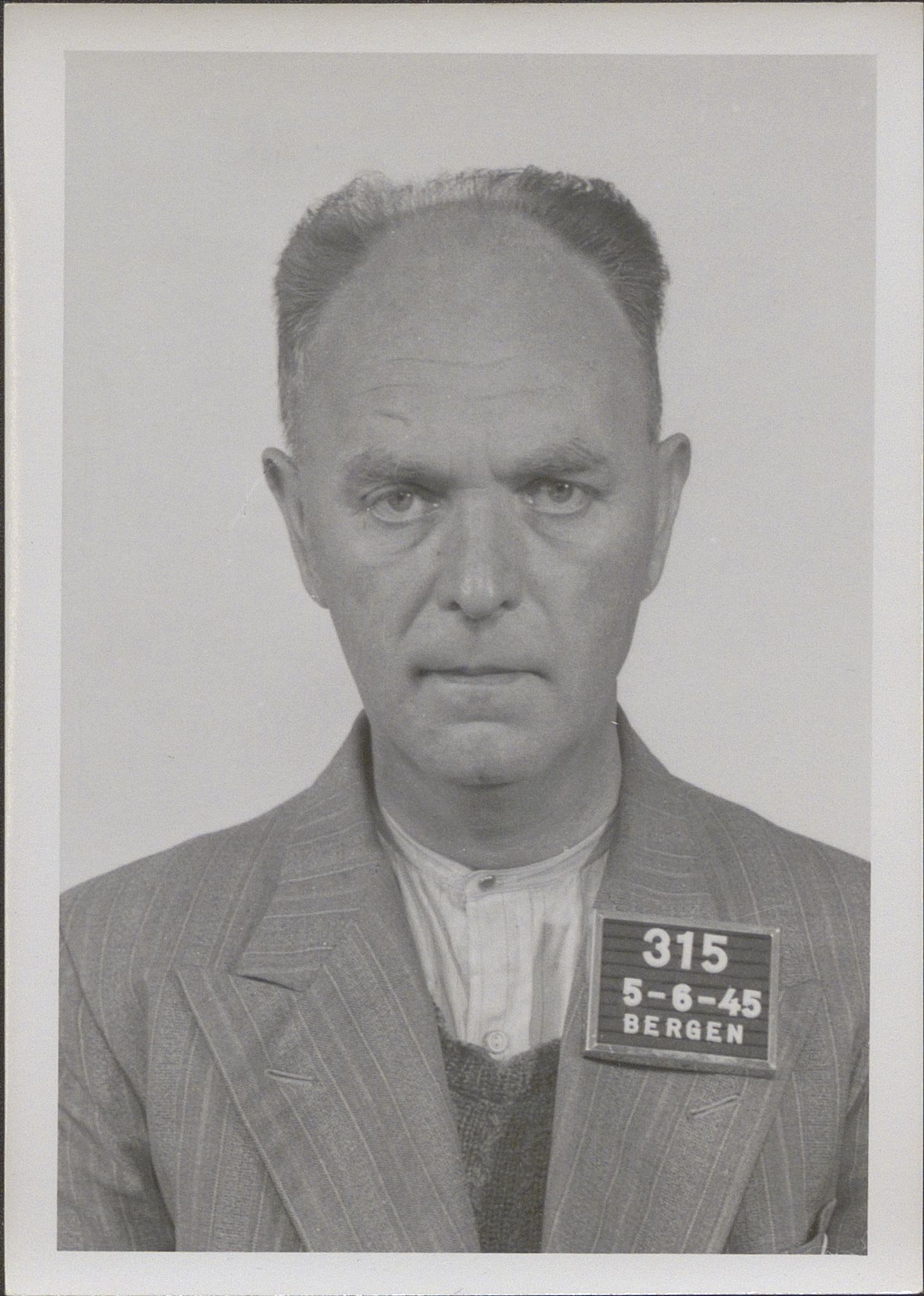 Bergen politikammer / politidistrikt, SAB/A-60401/Y/Yc/Ycd/L0004: Personfoto - landsvikere etc, 1945-1947, p. 291