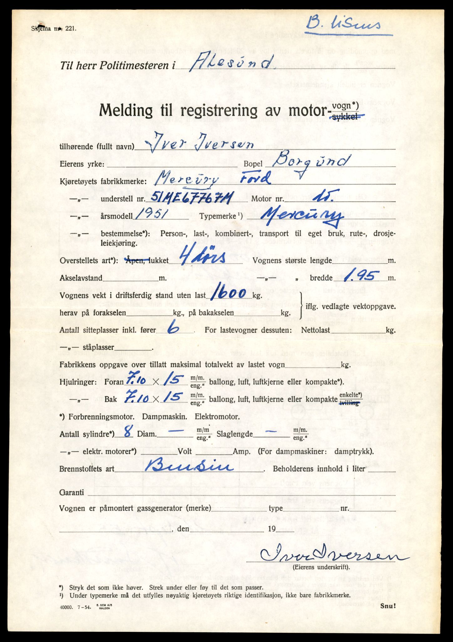 Møre og Romsdal vegkontor - Ålesund trafikkstasjon, AV/SAT-A-4099/F/Fe/L0049: Registreringskort for kjøretøy T 14864 - T 18613, 1927-1998, p. 1225