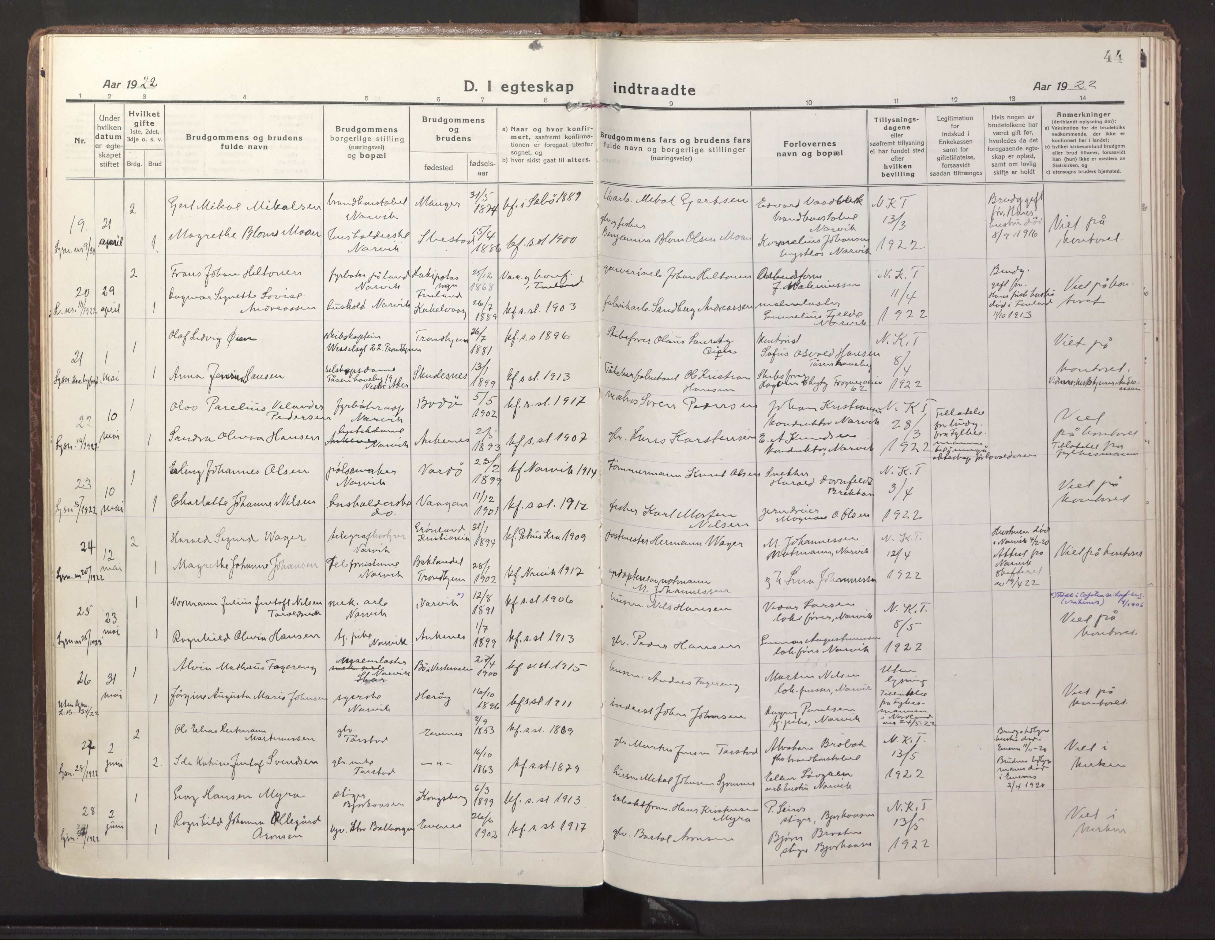 Ministerialprotokoller, klokkerbøker og fødselsregistre - Nordland, AV/SAT-A-1459/871/L1002: Parish register (official) no. 871A18, 1917-1926, p. 44