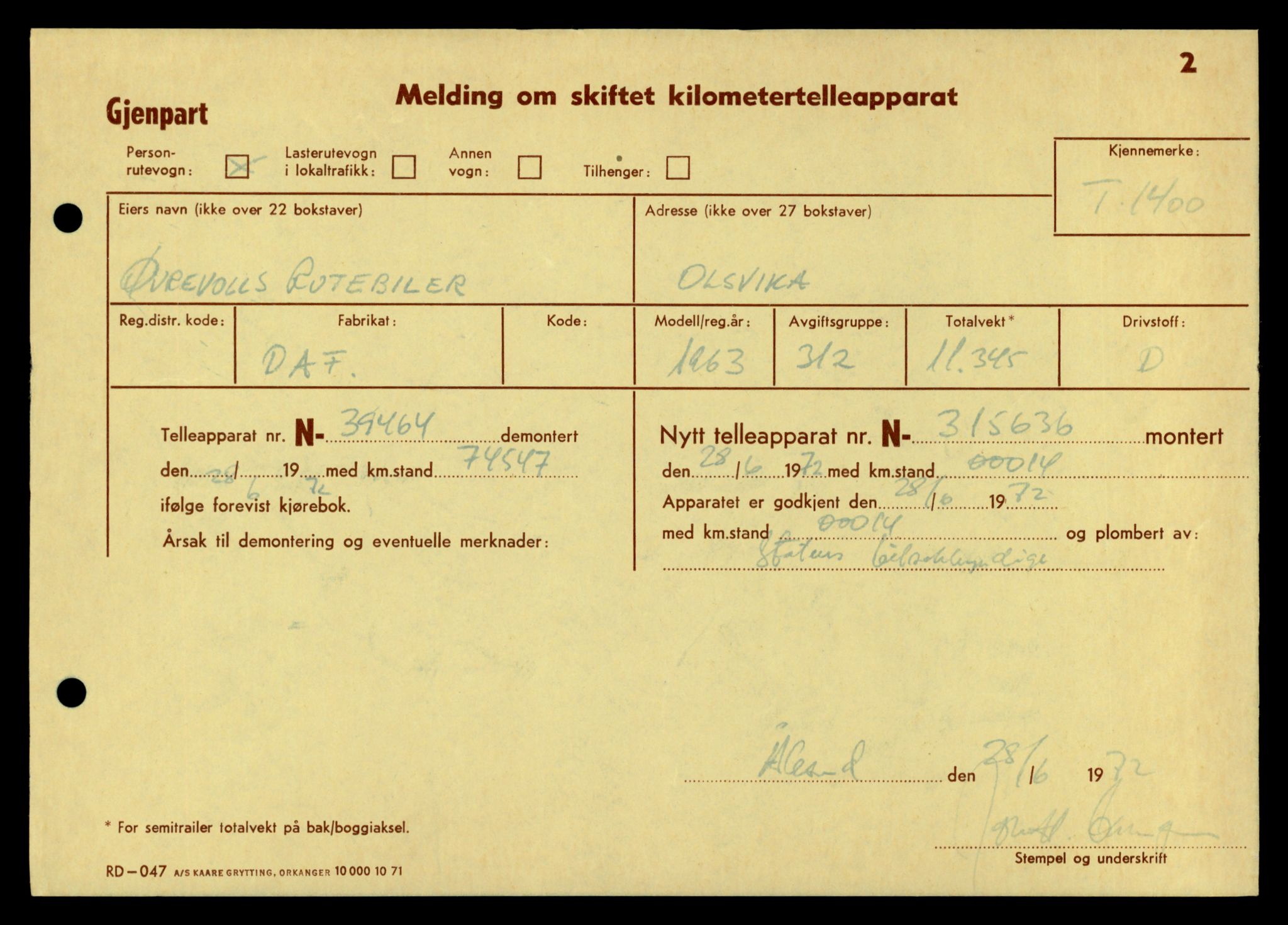 Møre og Romsdal vegkontor - Ålesund trafikkstasjon, AV/SAT-A-4099/F/Fe/L0012: Registreringskort for kjøretøy T 1290 - T 1450, 1927-1998, p. 2564