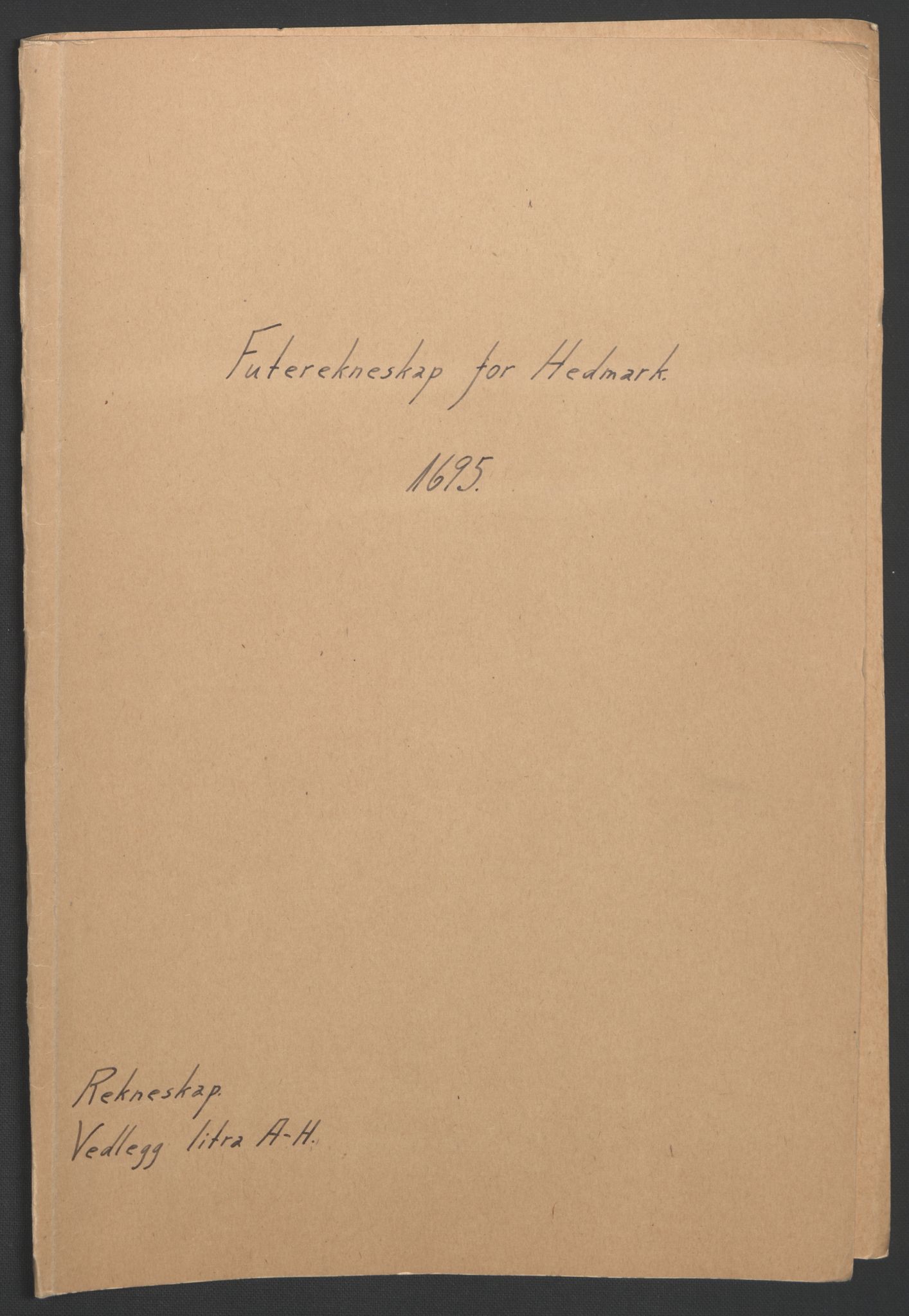 Rentekammeret inntil 1814, Reviderte regnskaper, Fogderegnskap, RA/EA-4092/R16/L1036: Fogderegnskap Hedmark, 1695-1696, p. 2