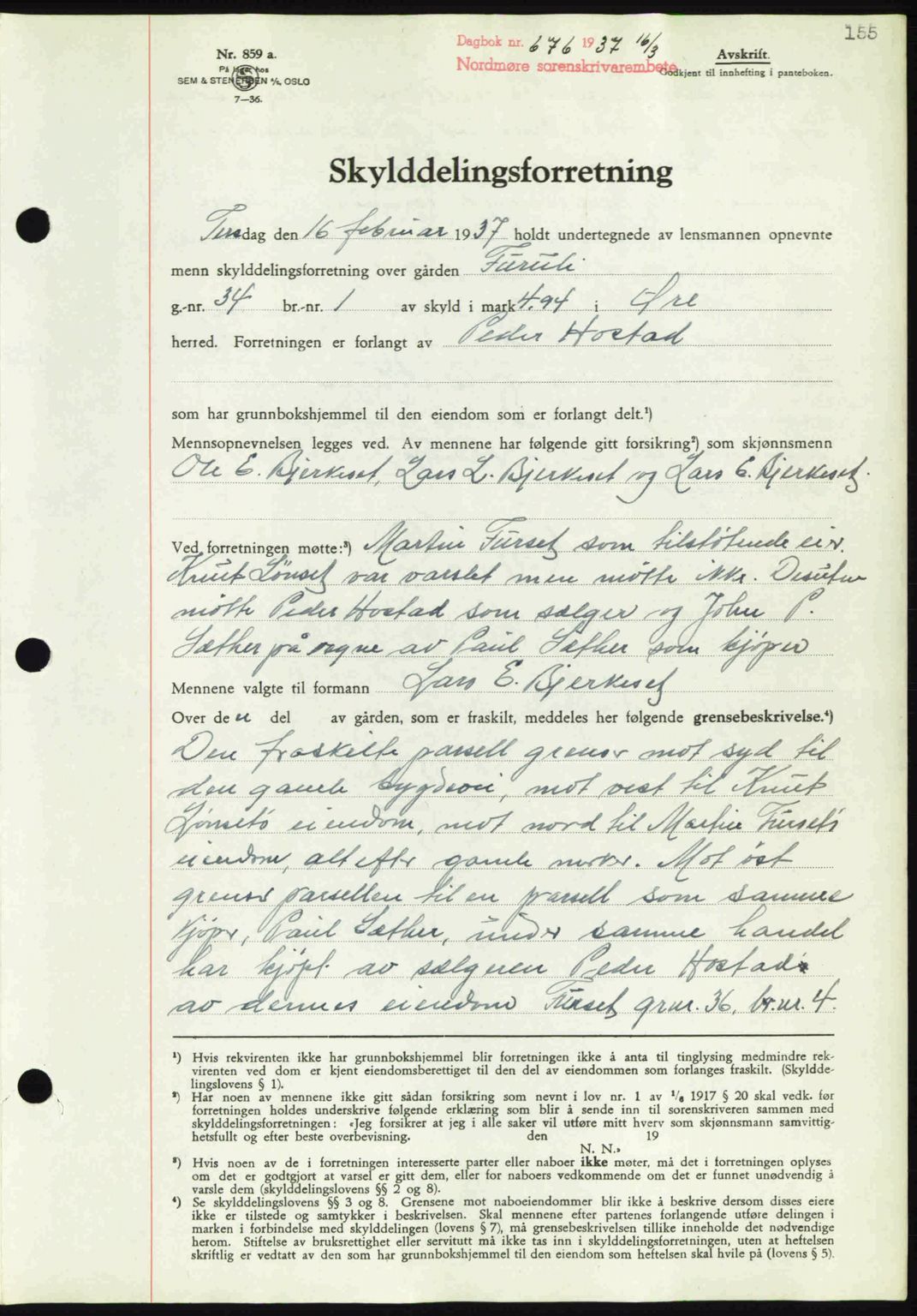 Nordmøre sorenskriveri, AV/SAT-A-4132/1/2/2Ca: Mortgage book no. A81, 1937-1937, Diary no: : 676/1937