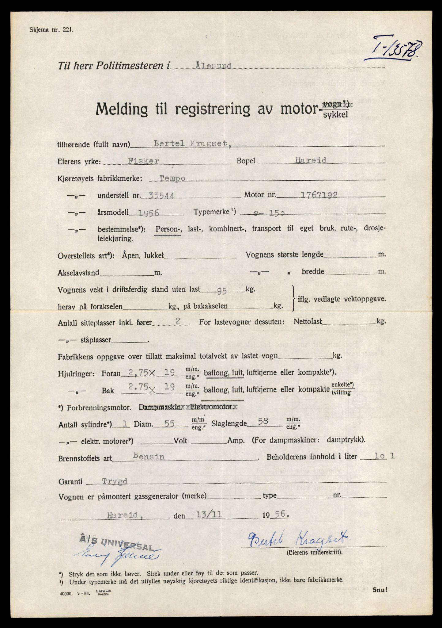 Møre og Romsdal vegkontor - Ålesund trafikkstasjon, AV/SAT-A-4099/F/Fe/L0040: Registreringskort for kjøretøy T 13531 - T 13709, 1927-1998, p. 865