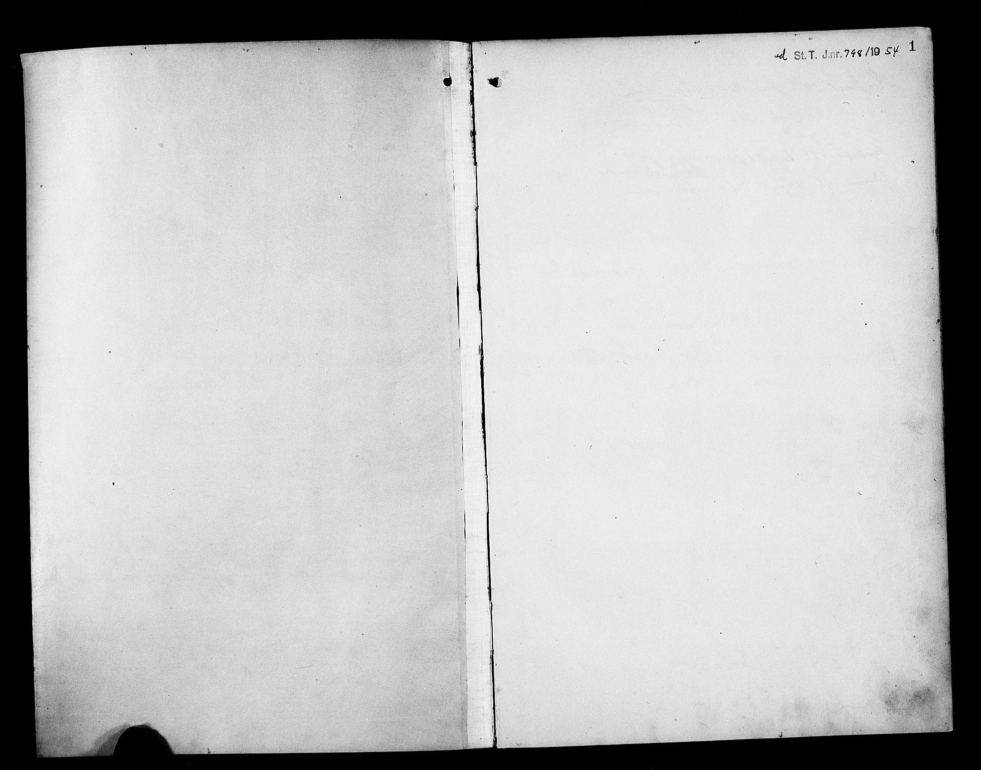 Ministerialprotokoller, klokkerbøker og fødselsregistre - Møre og Romsdal, SAT/A-1454/517/L0231: Parish register (copy) no. 517C04, 1904-1918, p. 1