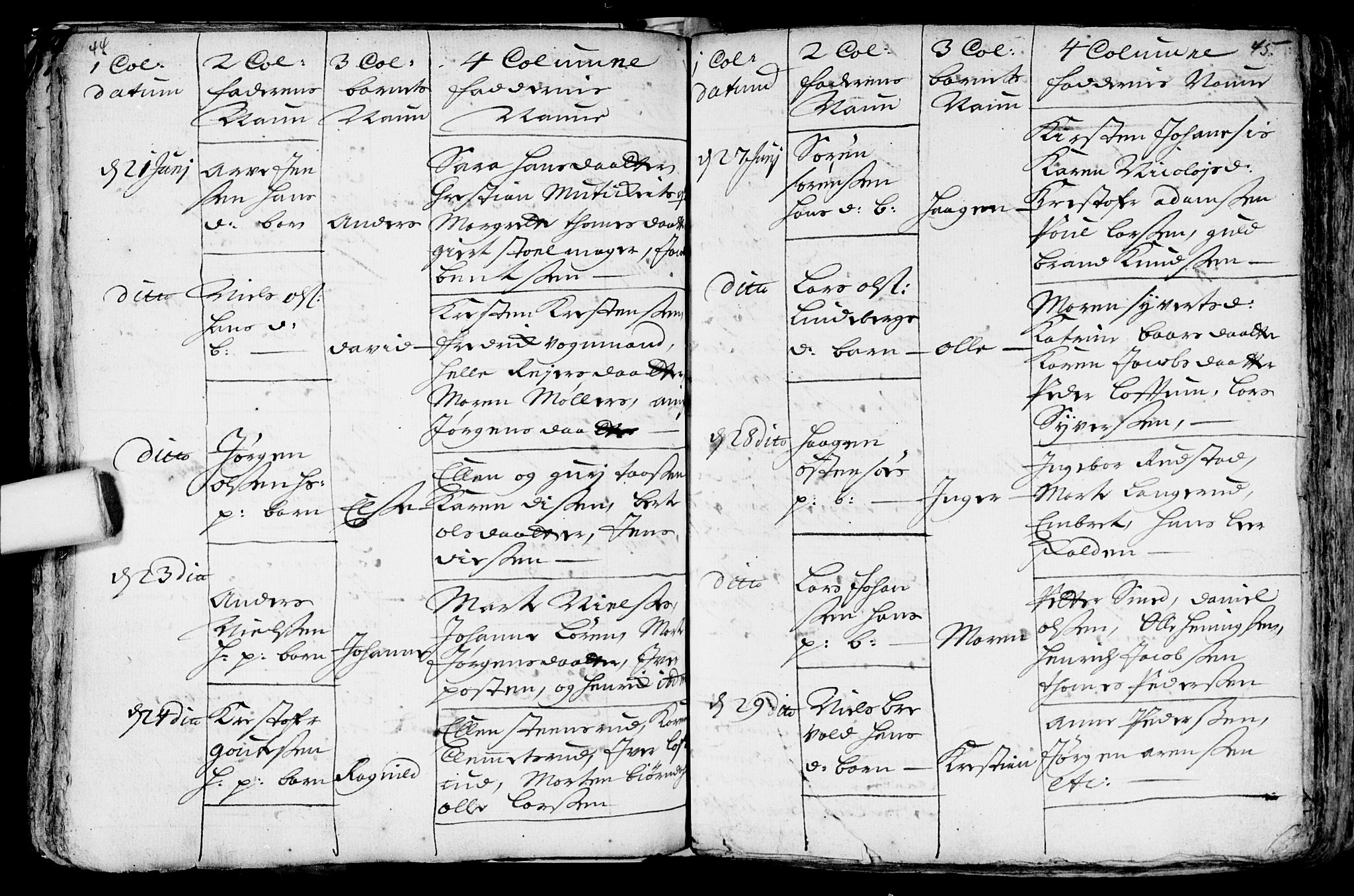 Aker prestekontor kirkebøker, AV/SAO-A-10861/F/L0002: Parish register (official) no. 2, 1714-1720, p. 44-45