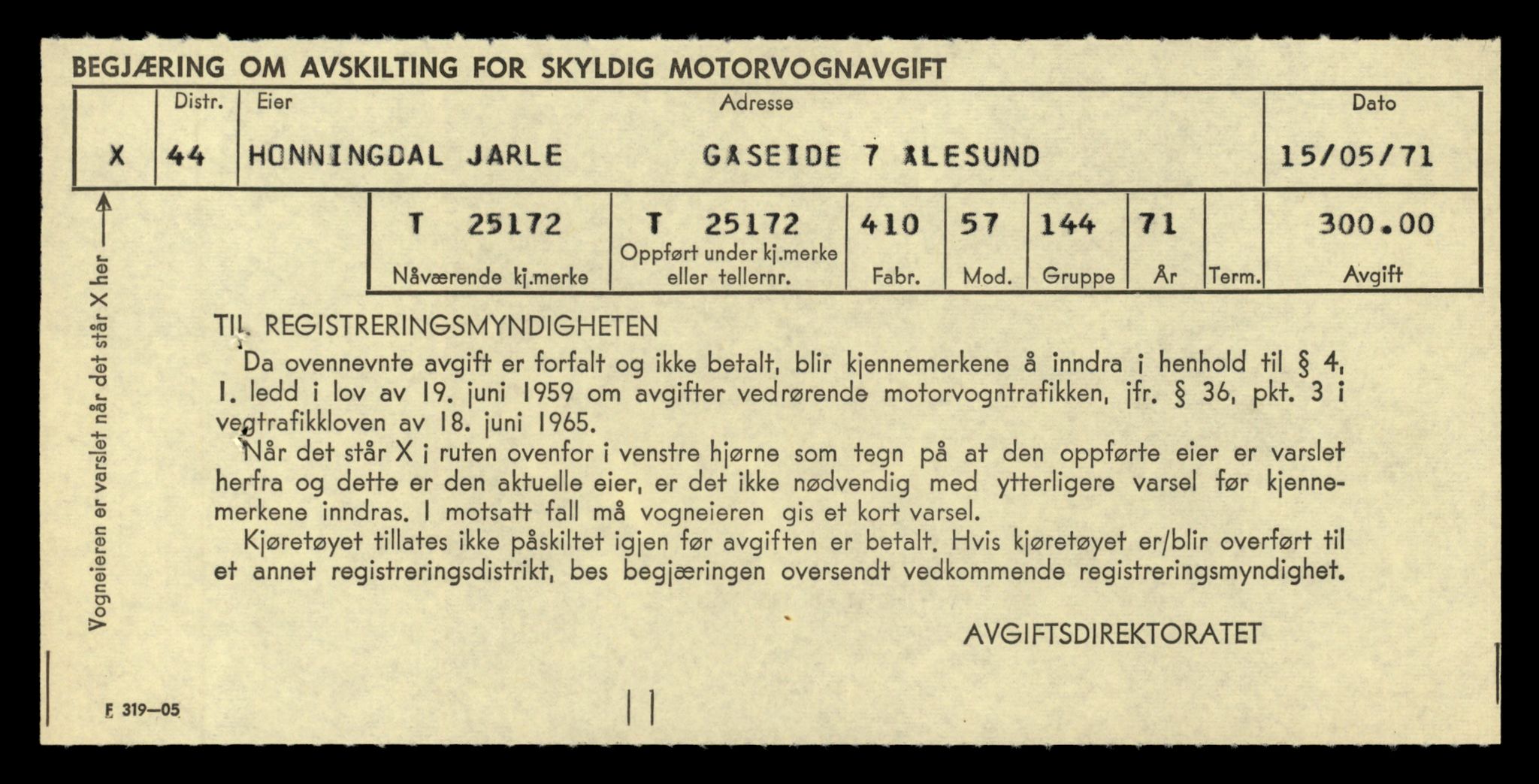 Møre og Romsdal vegkontor - Ålesund trafikkstasjon, AV/SAT-A-4099/F/Fe/L0068: Registreringskort for kjøretøy T 25170 - T 25354, 1927-1998, p. 9