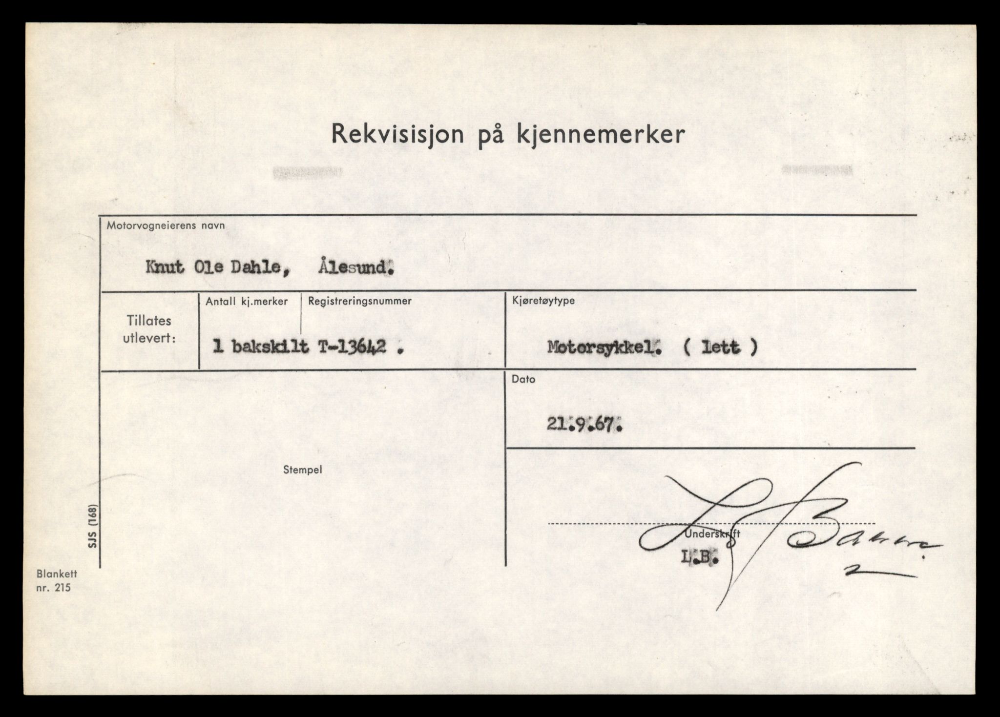Møre og Romsdal vegkontor - Ålesund trafikkstasjon, AV/SAT-A-4099/F/Fe/L0040: Registreringskort for kjøretøy T 13531 - T 13709, 1927-1998, p. 1971