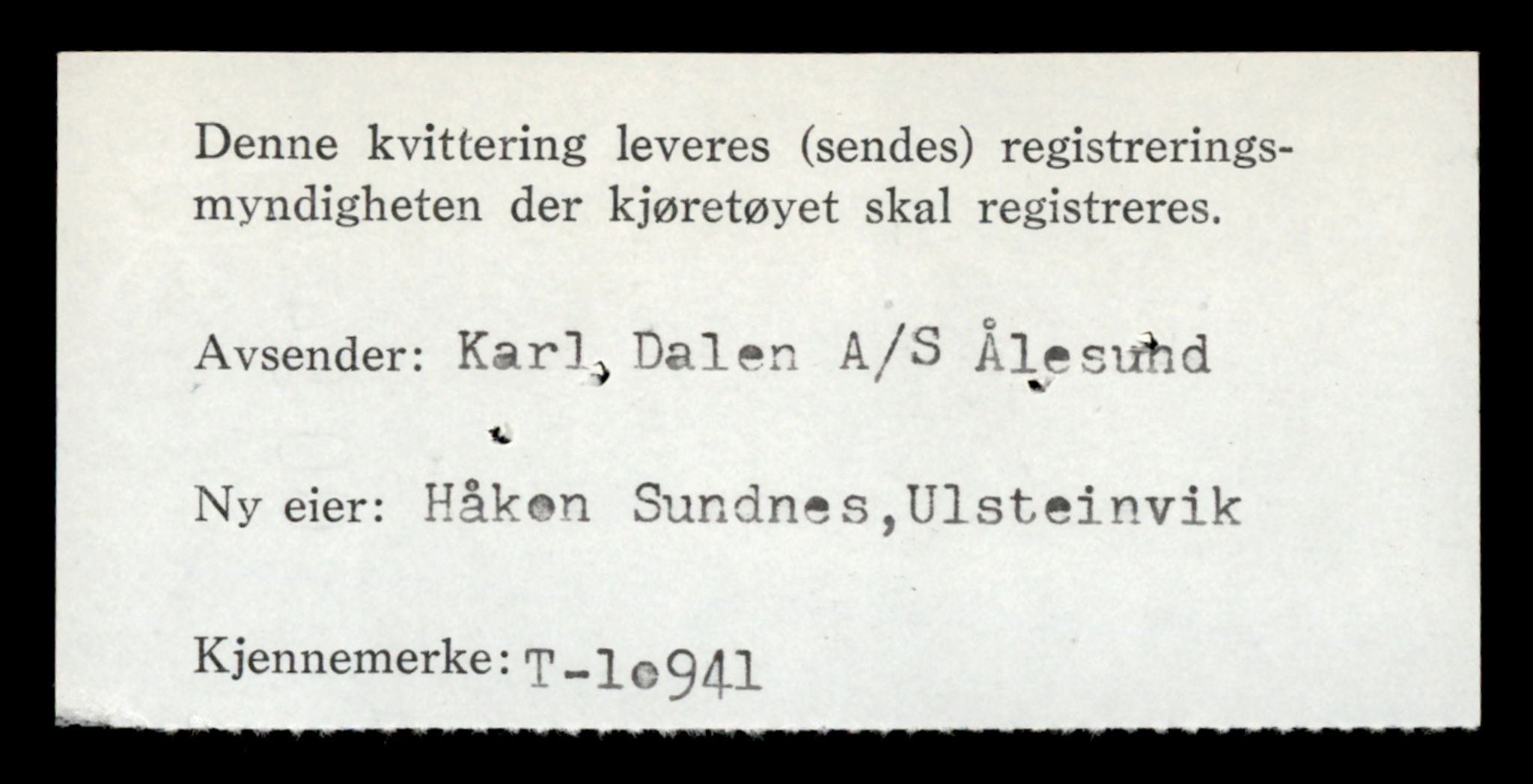 Møre og Romsdal vegkontor - Ålesund trafikkstasjon, AV/SAT-A-4099/F/Fe/L0025: Registreringskort for kjøretøy T 10931 - T 11045, 1927-1998, p. 304