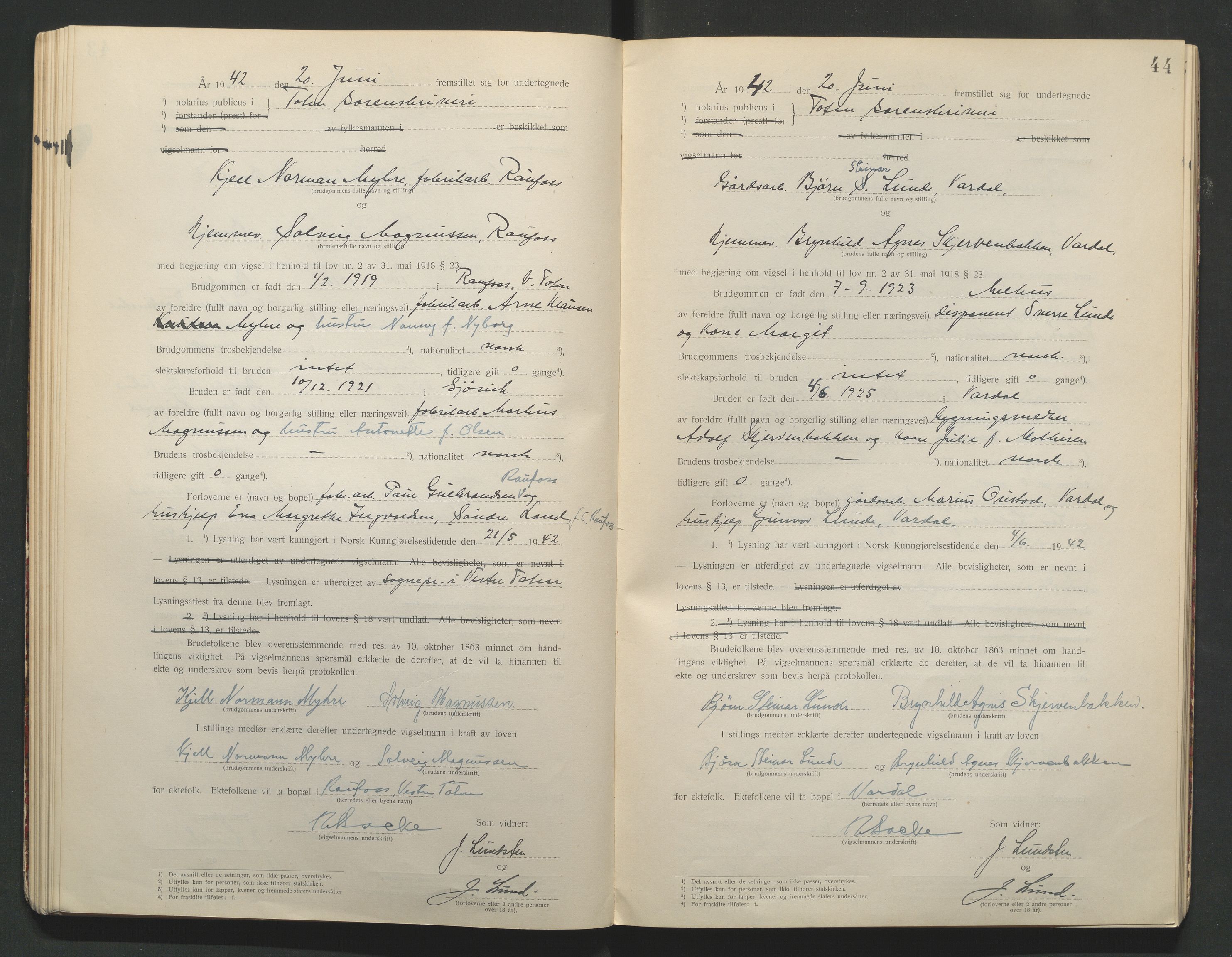 Toten tingrett, AV/SAH-TING-006/L/Lc/L0001: Vigselbok, 1920-1942, p. 44