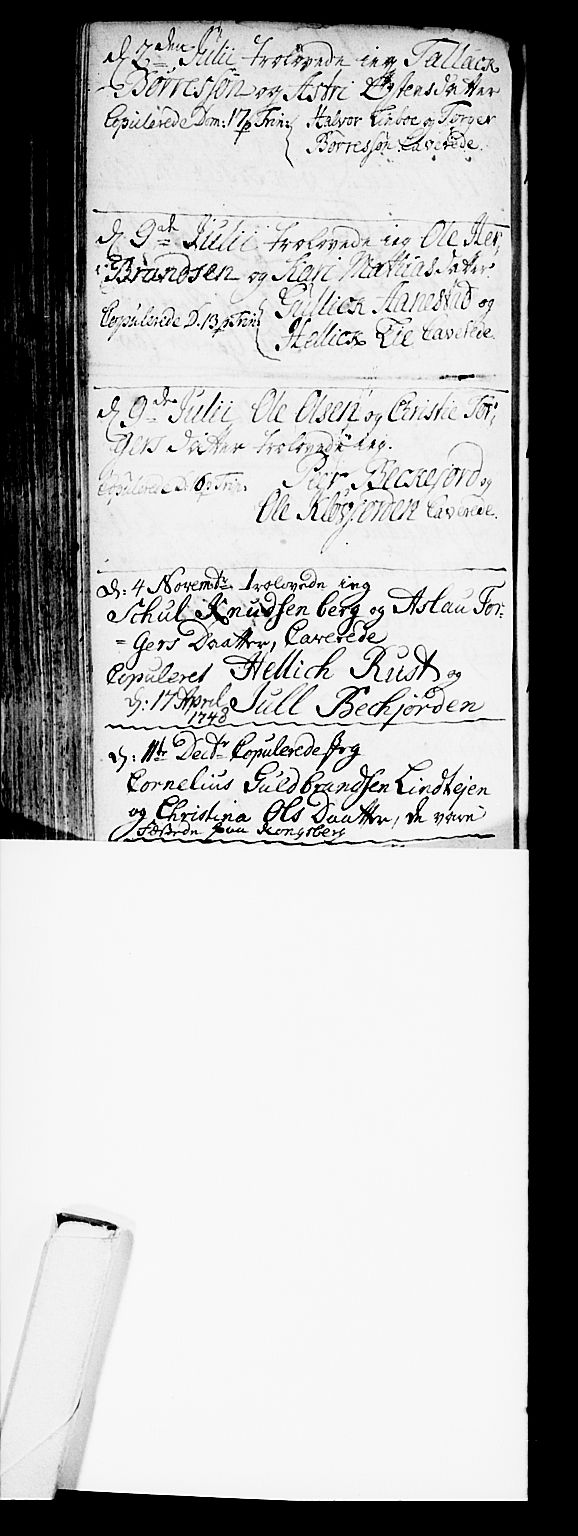 Flesberg kirkebøker, AV/SAKO-A-18/F/Fa/L0002: Parish register (official) no. I 2, 1726-1747