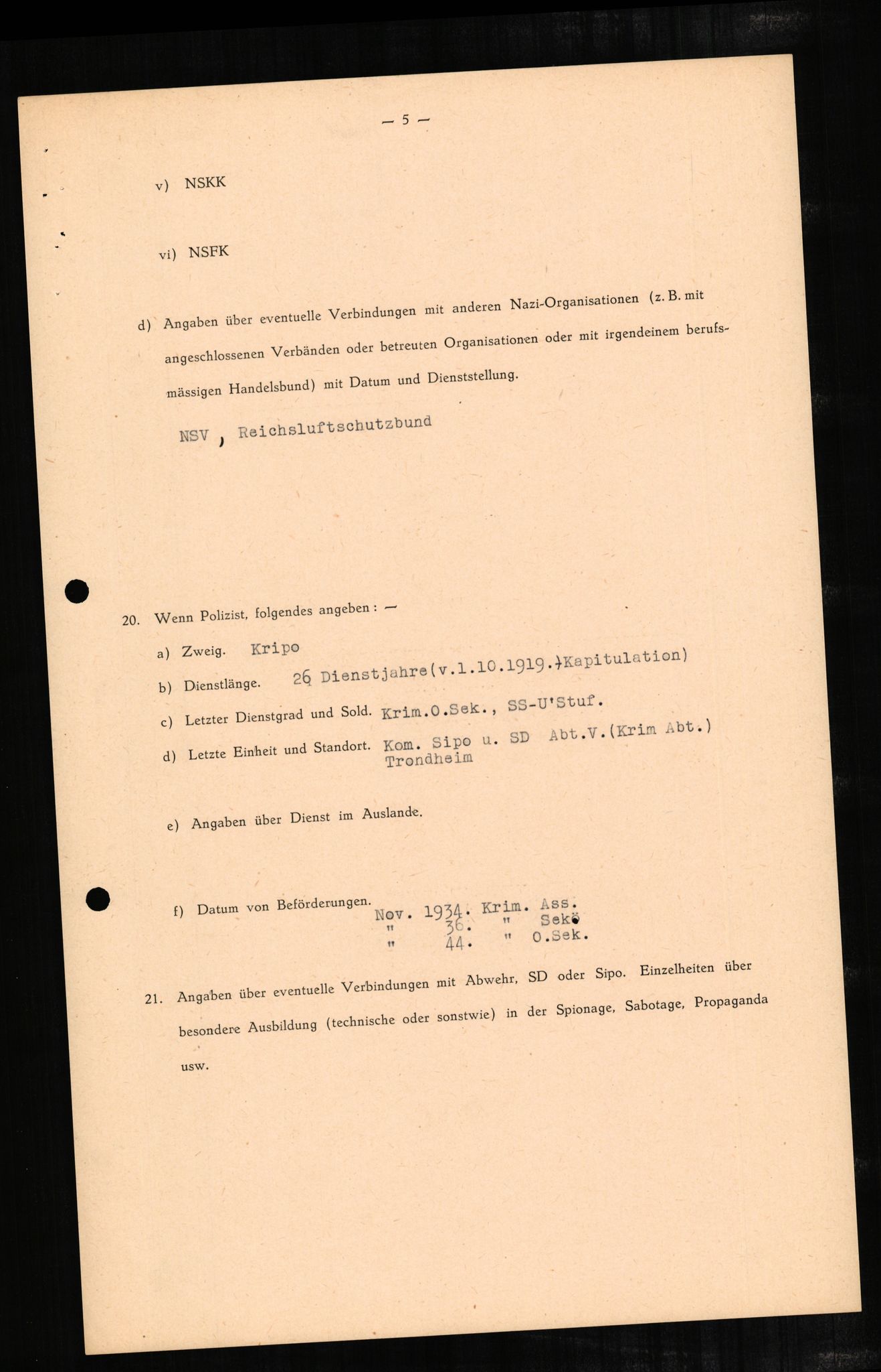Forsvaret, Forsvarets overkommando II, RA/RAFA-3915/D/Db/L0002: CI Questionaires. Tyske okkupasjonsstyrker i Norge. Tyskere., 1945-1946, p. 186