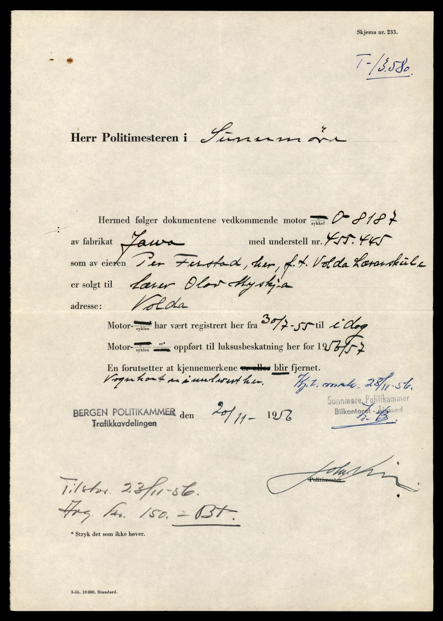 Møre og Romsdal vegkontor - Ålesund trafikkstasjon, AV/SAT-A-4099/F/Fe/L0040: Registreringskort for kjøretøy T 13531 - T 13709, 1927-1998, p. 887