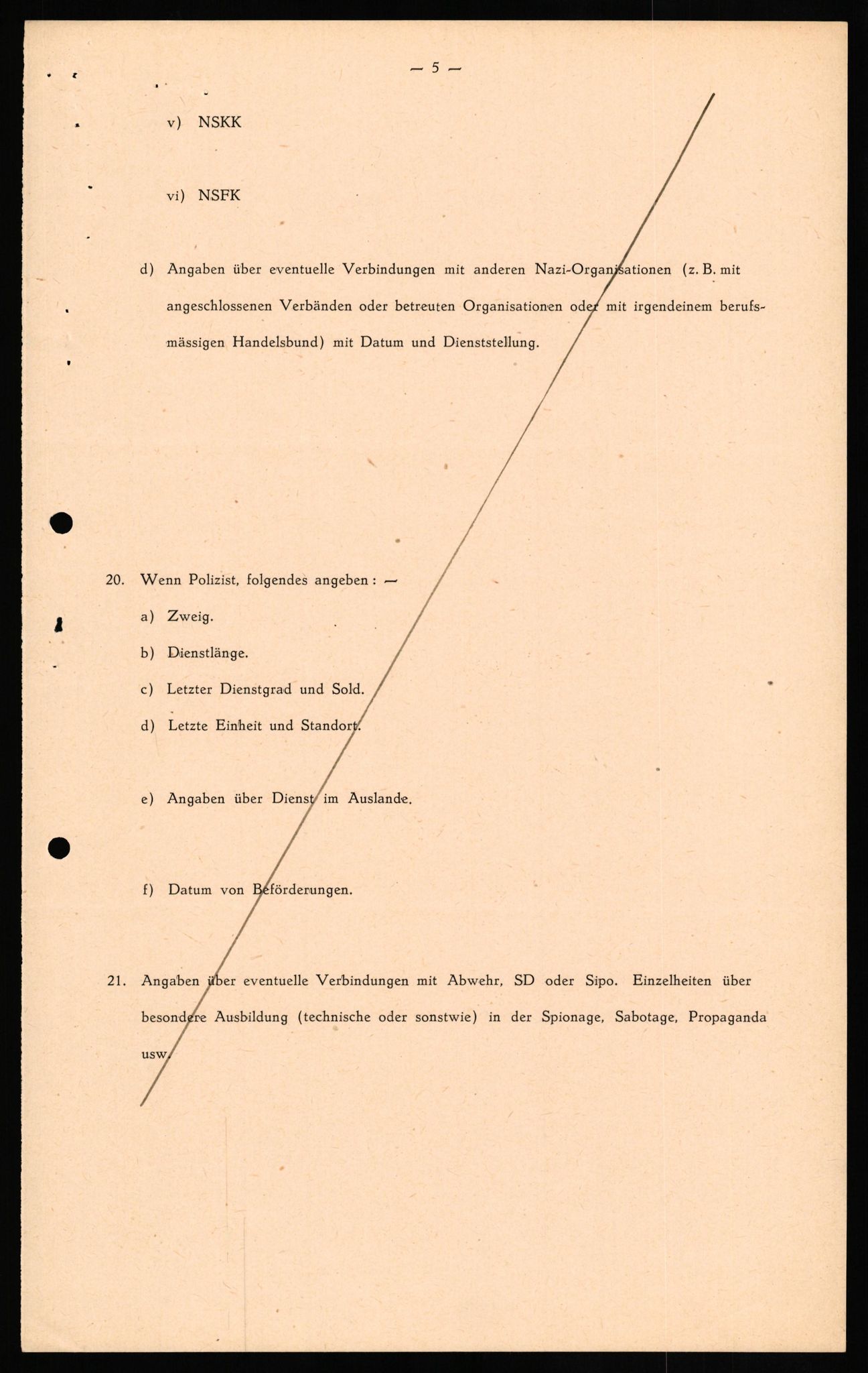 Forsvaret, Forsvarets overkommando II, AV/RA-RAFA-3915/D/Db/L0026: CI Questionaires. Tyske okkupasjonsstyrker i Norge. Tyskere., 1945-1946, p. 461