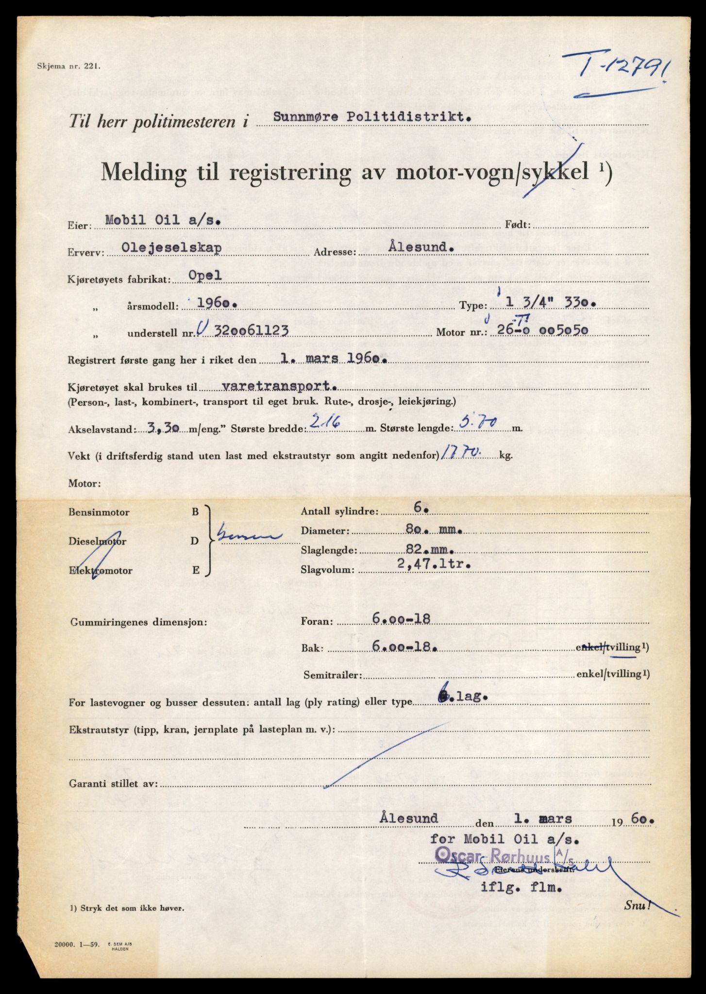 Møre og Romsdal vegkontor - Ålesund trafikkstasjon, AV/SAT-A-4099/F/Fe/L0035: Registreringskort for kjøretøy T 12653 - T 12829, 1927-1998, p. 2330