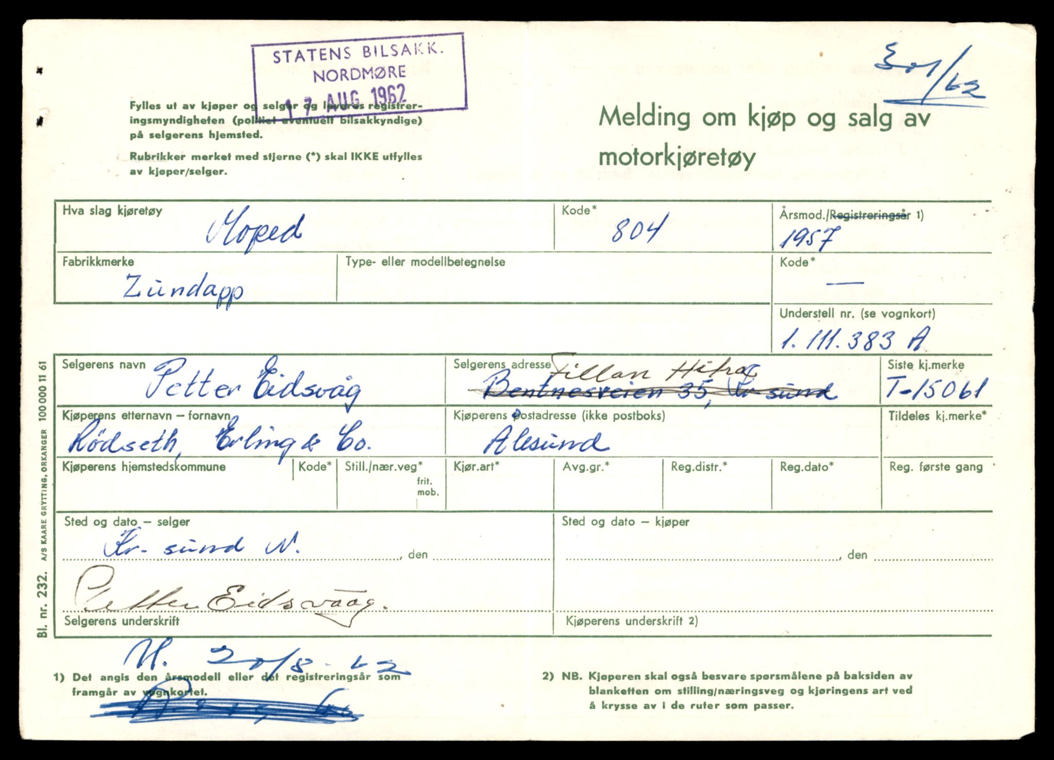 Møre og Romsdal vegkontor - Ålesund trafikkstasjon, SAT/A-4099/F/Fe/L0049: Registreringskort for kjøretøy T 14864 - T 18613, 1927-1998, p. 3253