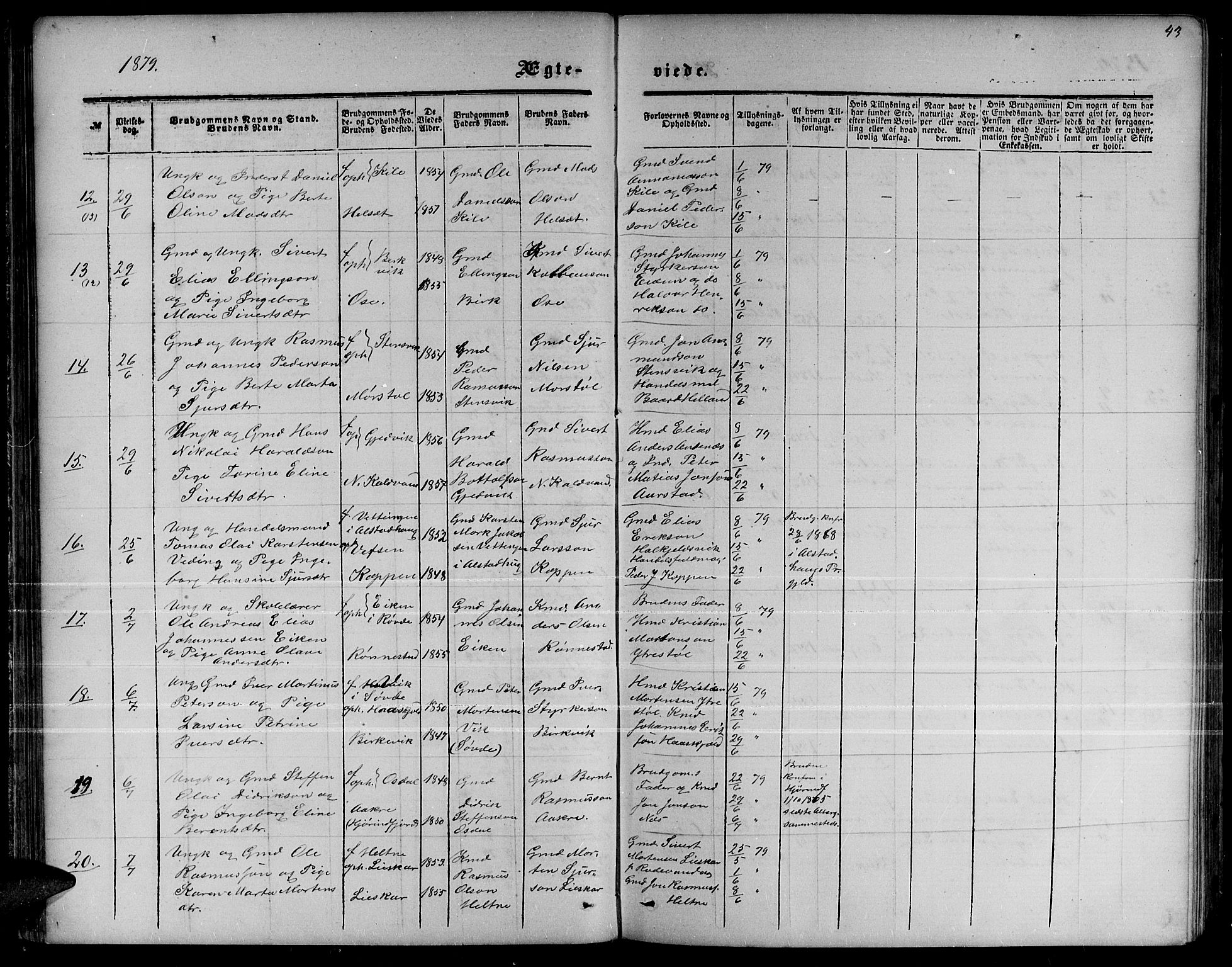 Ministerialprotokoller, klokkerbøker og fødselsregistre - Møre og Romsdal, AV/SAT-A-1454/511/L0157: Parish register (copy) no. 511C03, 1864-1884, p. 43