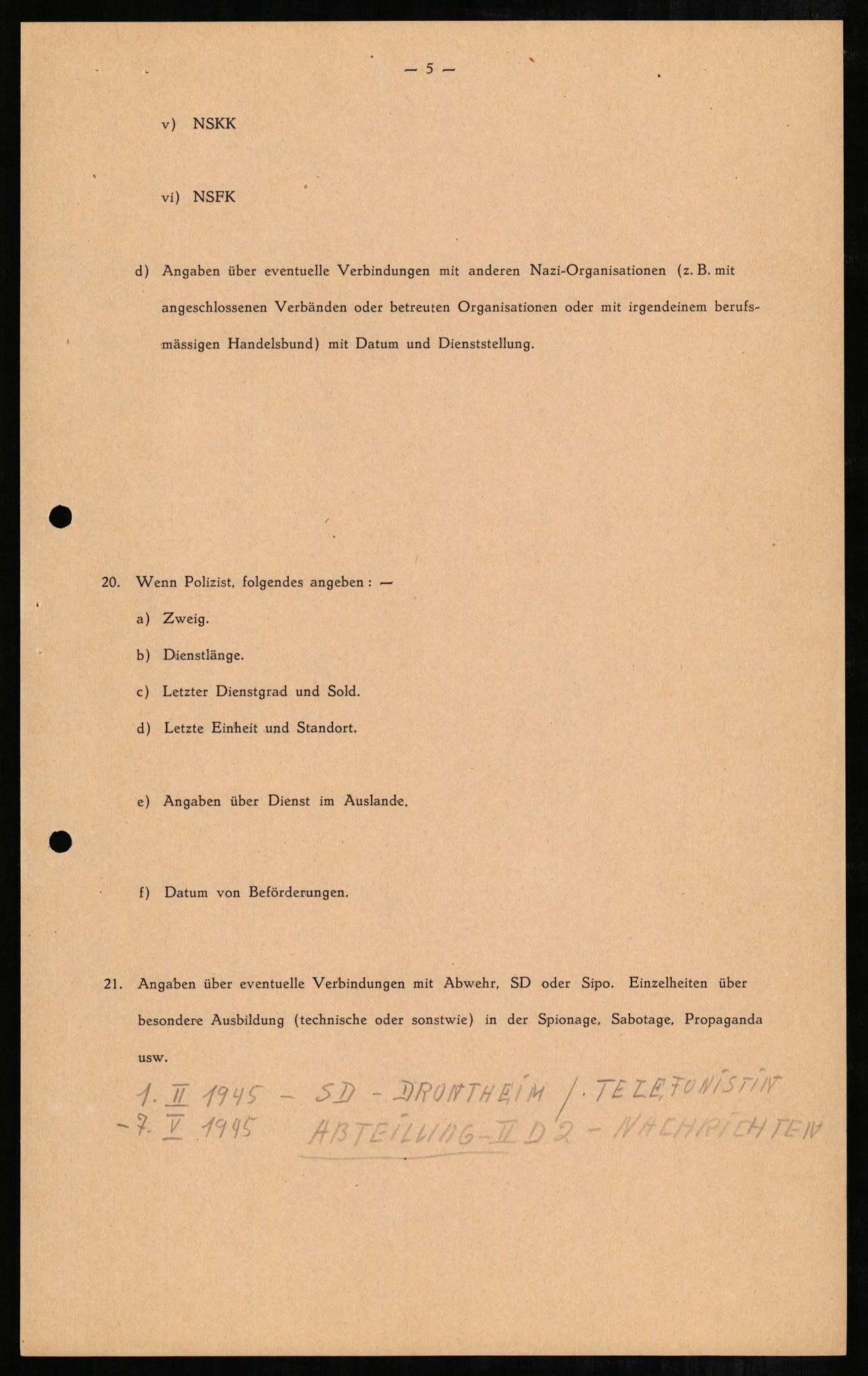 Forsvaret, Forsvarets overkommando II, AV/RA-RAFA-3915/D/Db/L0004: CI Questionaires. Tyske okkupasjonsstyrker i Norge. Tyskere., 1945-1946, p. 48