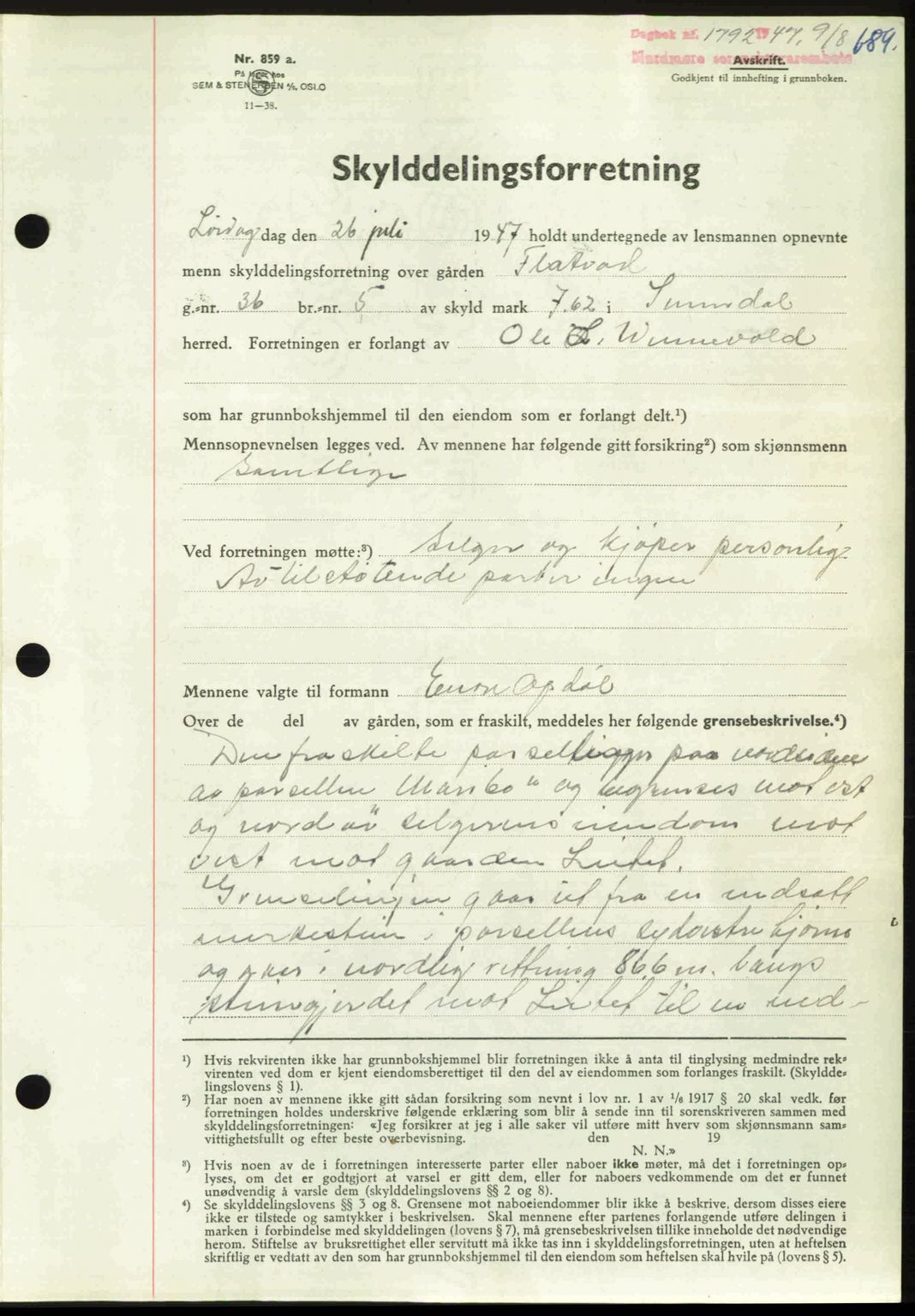 Nordmøre sorenskriveri, AV/SAT-A-4132/1/2/2Ca: Mortgage book no. A105, 1947-1947, Diary no: : 1792/1947