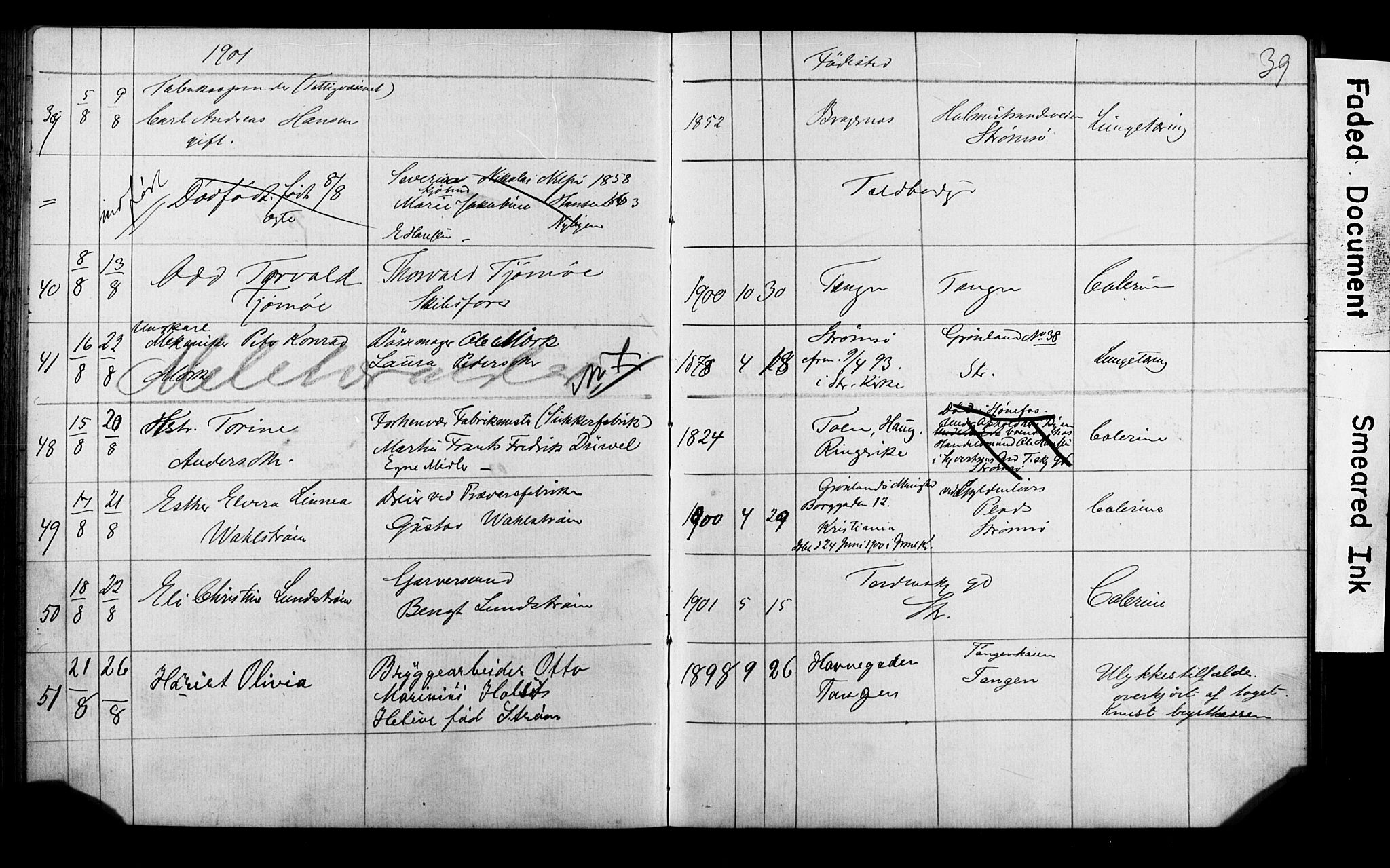 Strømsø kirkebøker, AV/SAKO-A-246/Y/Ya/L0005: Parish register draft no. I 5, 1897-1903, p. 39