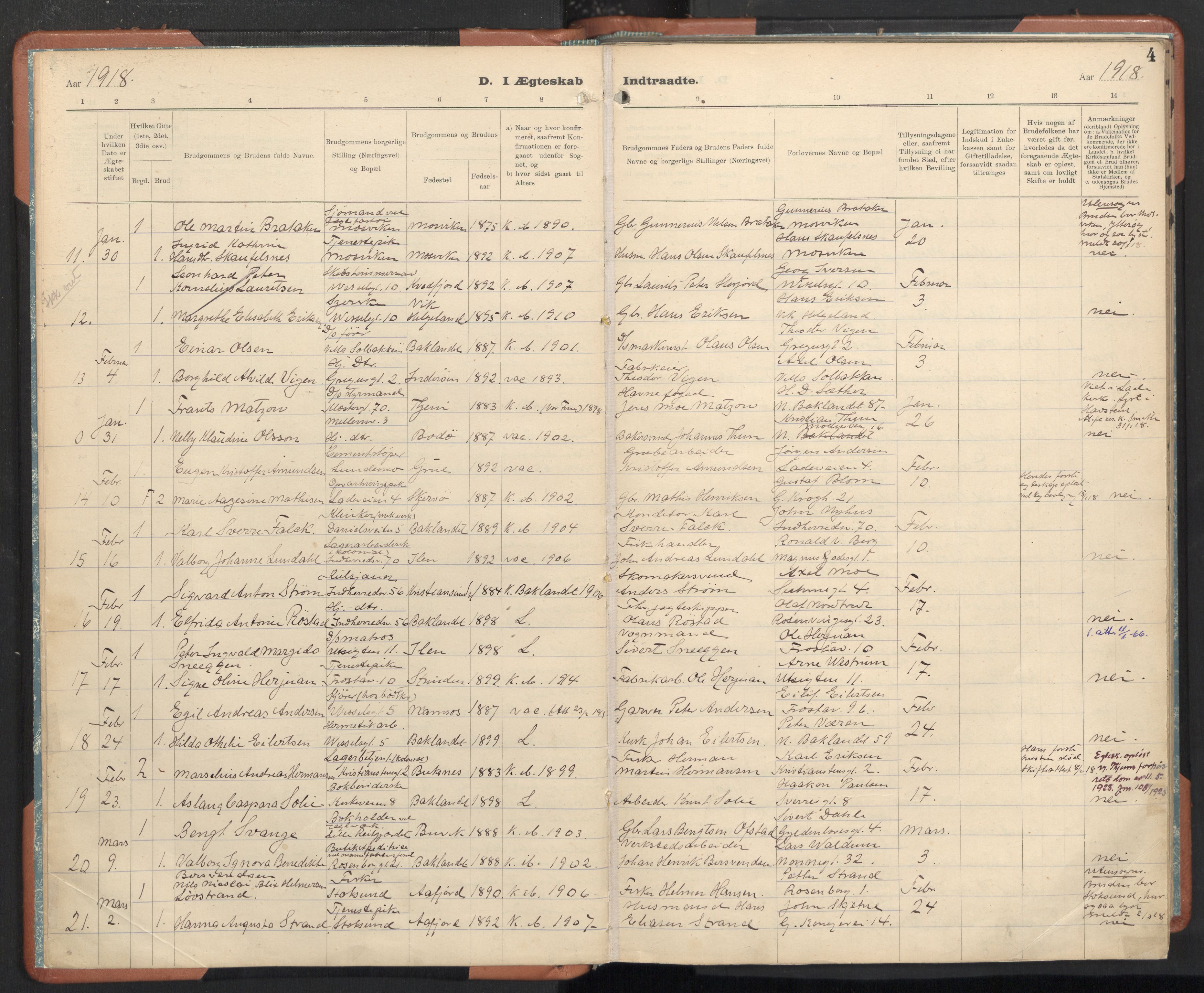 Ministerialprotokoller, klokkerbøker og fødselsregistre - Sør-Trøndelag, AV/SAT-A-1456/605/L0245: Parish register (official) no. 605A07, 1916-1938, p. 4