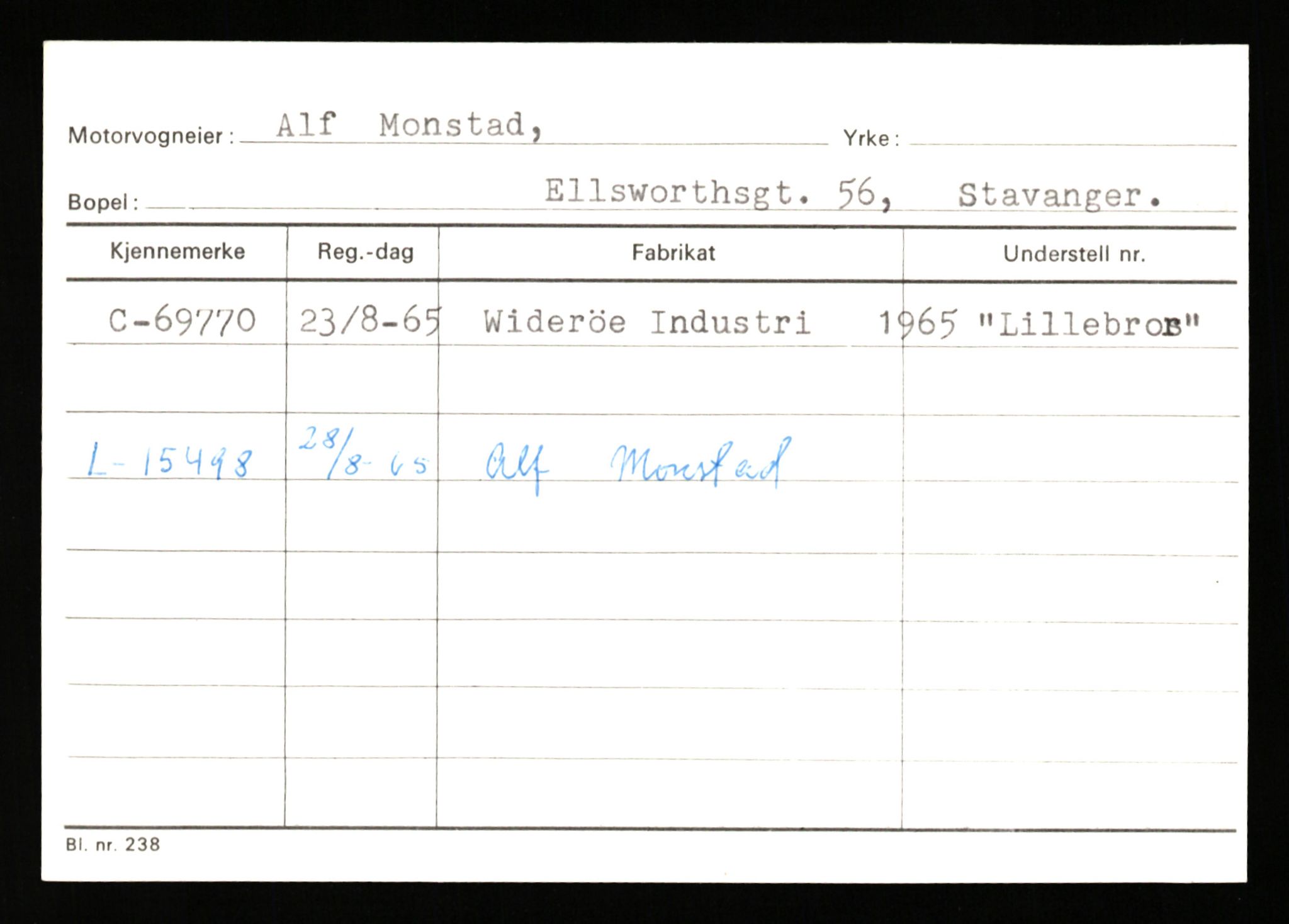 Stavanger trafikkstasjon, AV/SAST-A-101942/0/G/L0008: Registreringsnummer: 67519 - 84533, 1930-1971, p. 239