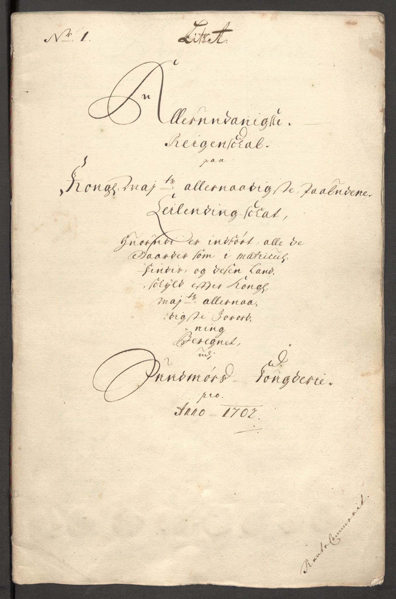 Rentekammeret inntil 1814, Reviderte regnskaper, Fogderegnskap, RA/EA-4092/R54/L3559: Fogderegnskap Sunnmøre, 1702-1703, p. 13