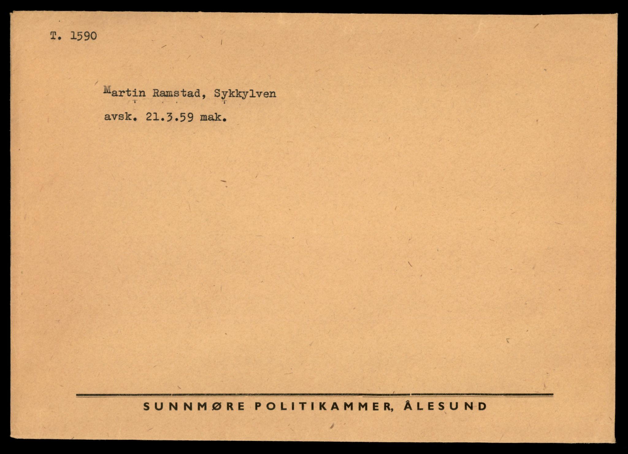 Møre og Romsdal vegkontor - Ålesund trafikkstasjon, SAT/A-4099/F/Fe/L0014: Registreringskort for kjøretøy T 1565 - T 1698, 1927-1998, p. 539