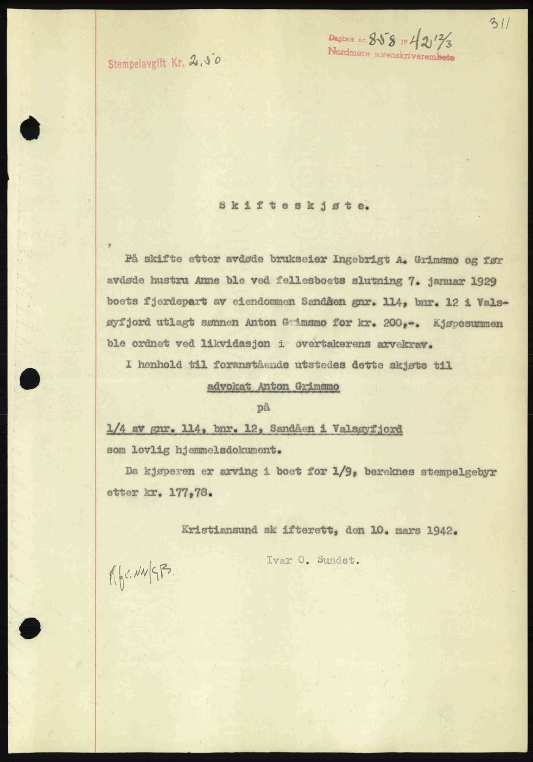 Nordmøre sorenskriveri, AV/SAT-A-4132/1/2/2Ca: Mortgage book no. A92, 1942-1942, Diary no: : 858/1942