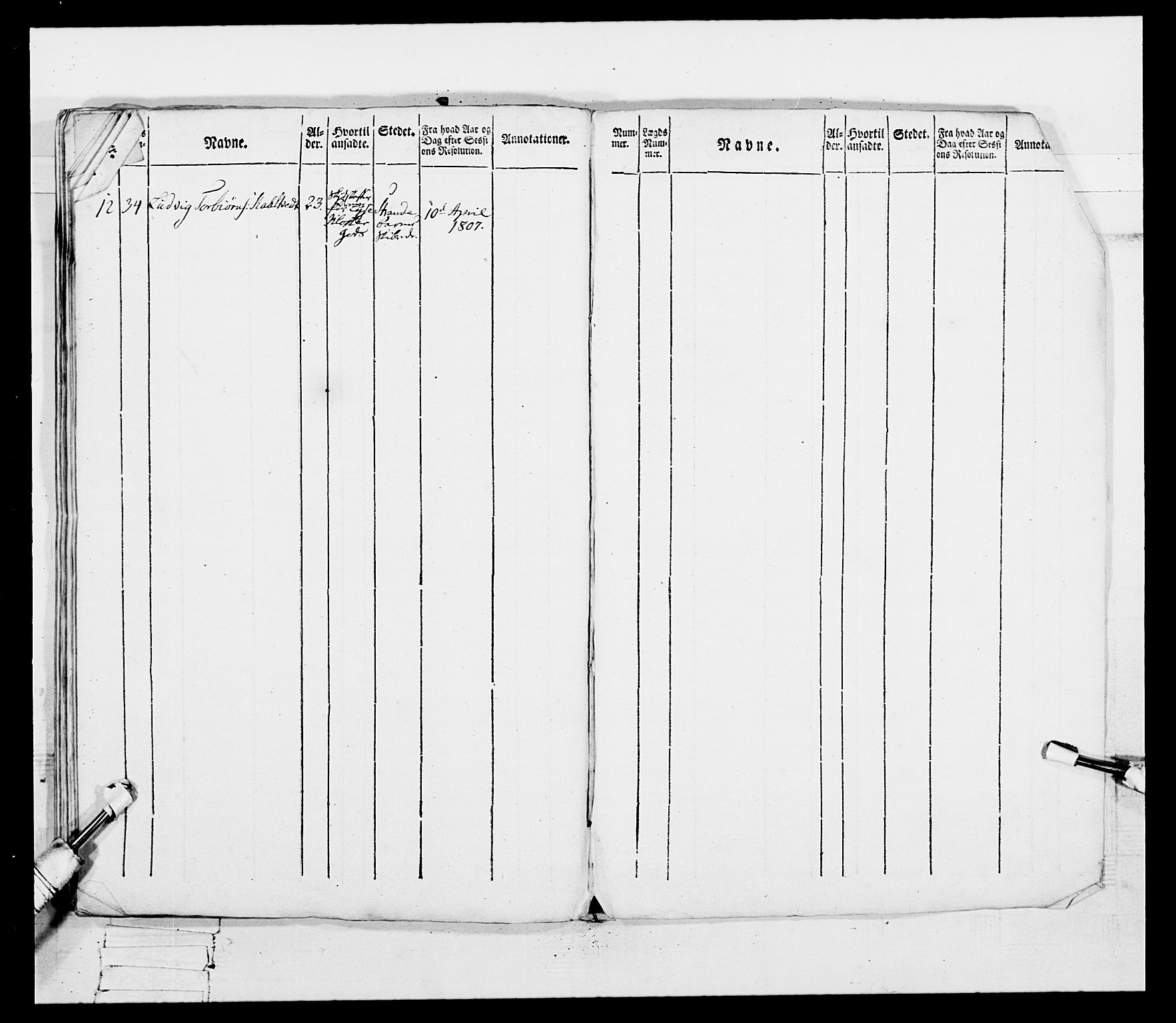 Generalitets- og kommissariatskollegiet, Det kongelige norske kommissariatskollegium, RA/EA-5420/E/Eh/L0097: Bergenhusiske nasjonale infanteriregiment, 1803-1807, p. 325