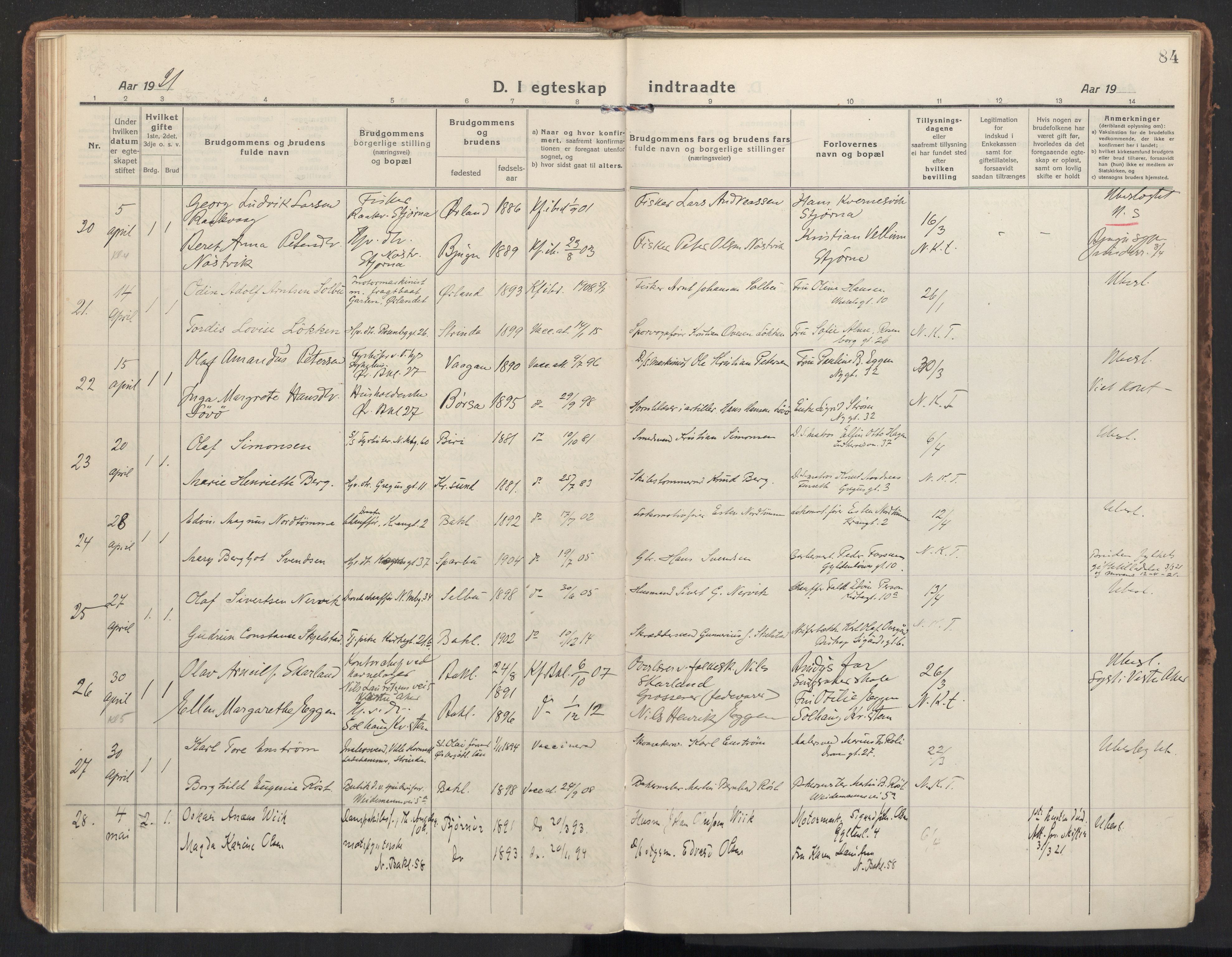 Ministerialprotokoller, klokkerbøker og fødselsregistre - Sør-Trøndelag, AV/SAT-A-1456/604/L0206: Parish register (official) no. 604A26, 1917-1931, p. 84