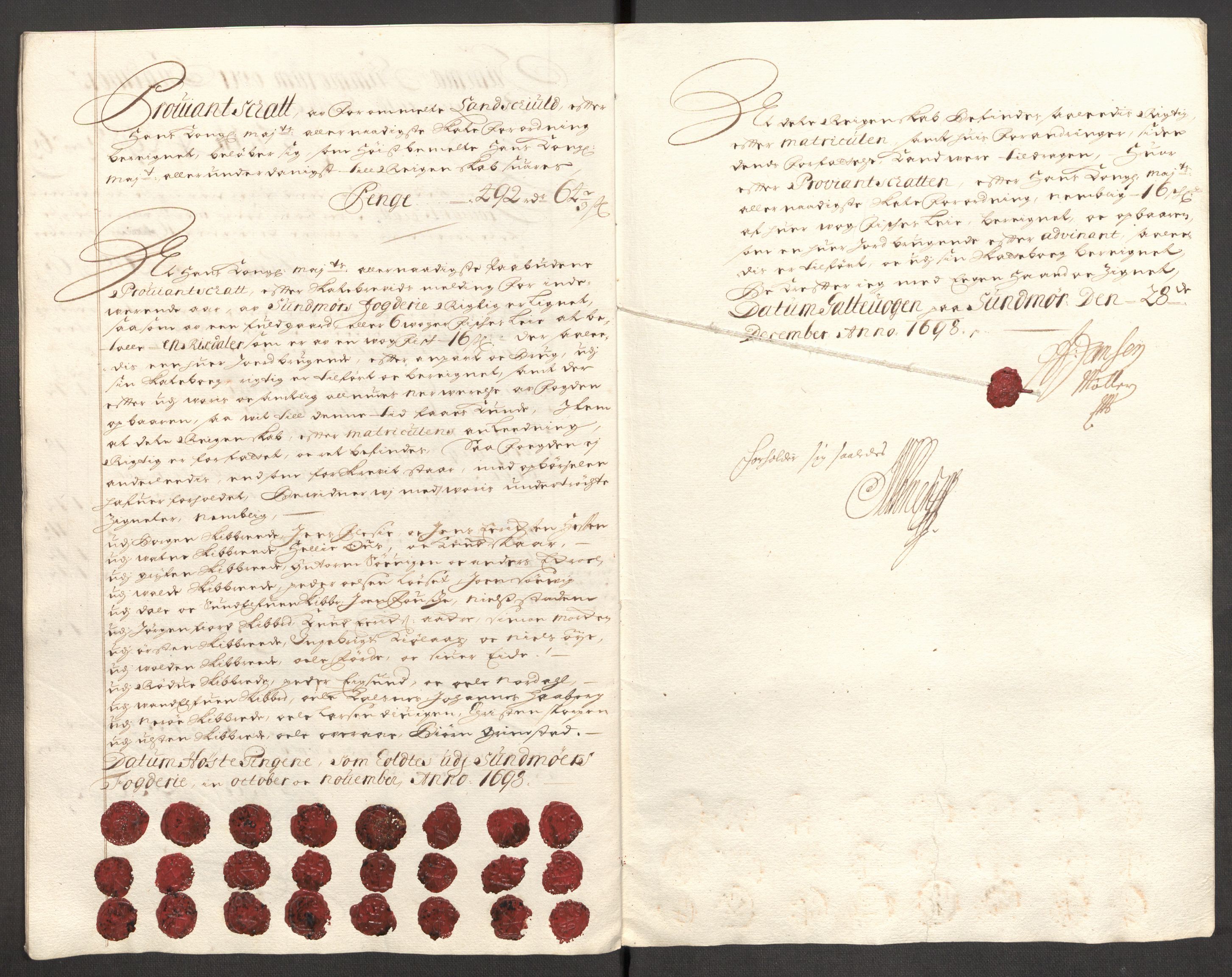 Rentekammeret inntil 1814, Reviderte regnskaper, Fogderegnskap, AV/RA-EA-4092/R54/L3556: Fogderegnskap Sunnmøre, 1696-1698, p. 348