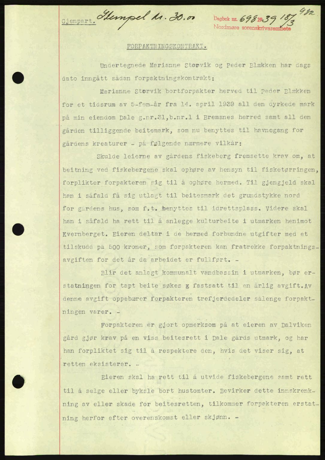 Nordmøre sorenskriveri, SAT/A-4132/1/2/2Ca: Mortgage book no. B84, 1938-1939, Diary no: : 698/1939