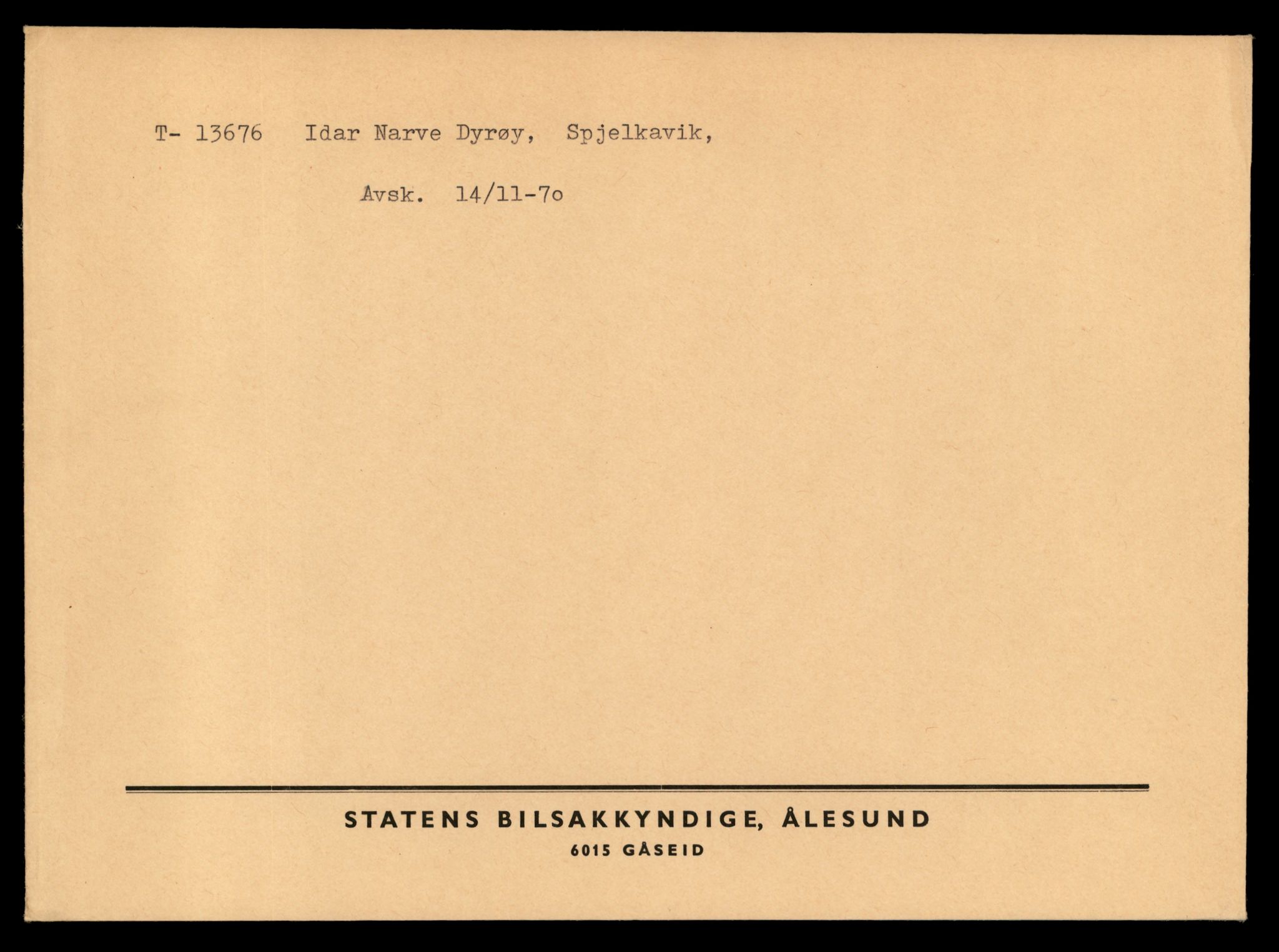 Møre og Romsdal vegkontor - Ålesund trafikkstasjon, AV/SAT-A-4099/F/Fe/L0040: Registreringskort for kjøretøy T 13531 - T 13709, 1927-1998, p. 2511