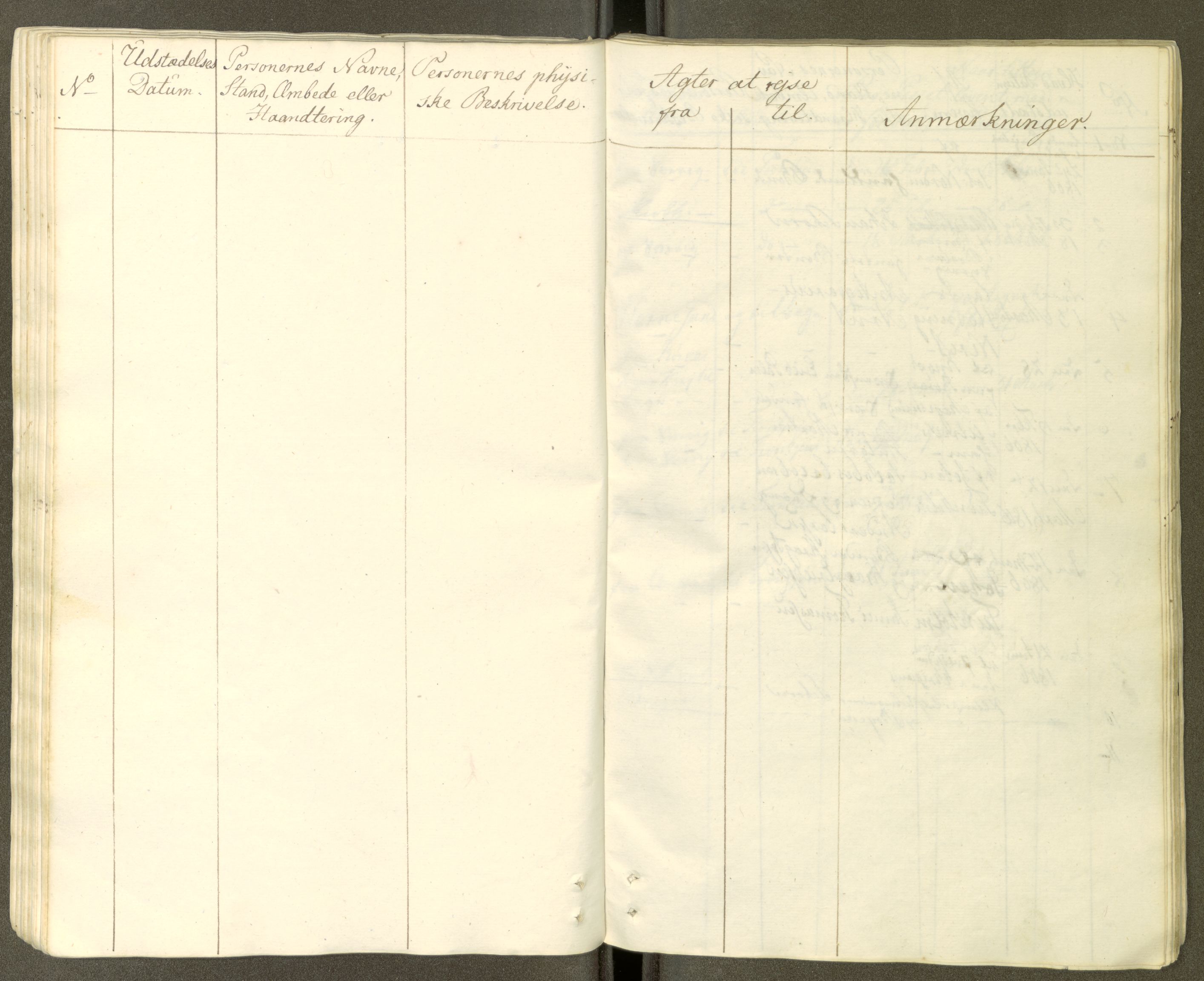Trondheim politikammer, AV/SAT-A-1887/1/30/L0001: Passprotokoll. Første del:utstedtete pass. Andre del :innleverte/fornyede, 1806-1818