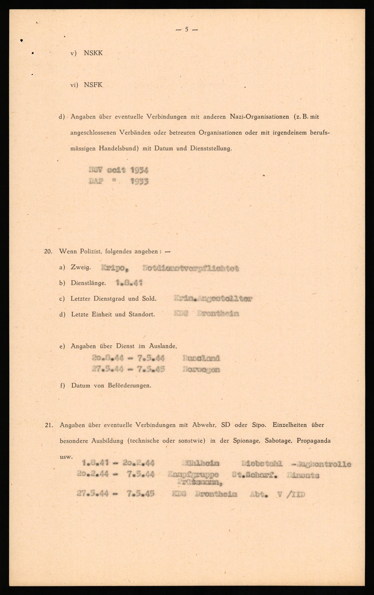 Forsvaret, Forsvarets overkommando II, AV/RA-RAFA-3915/D/Db/L0037: CI Questionaires. Tyske okkupasjonsstyrker i Norge. Tyskere., 1945-1946, p. 101
