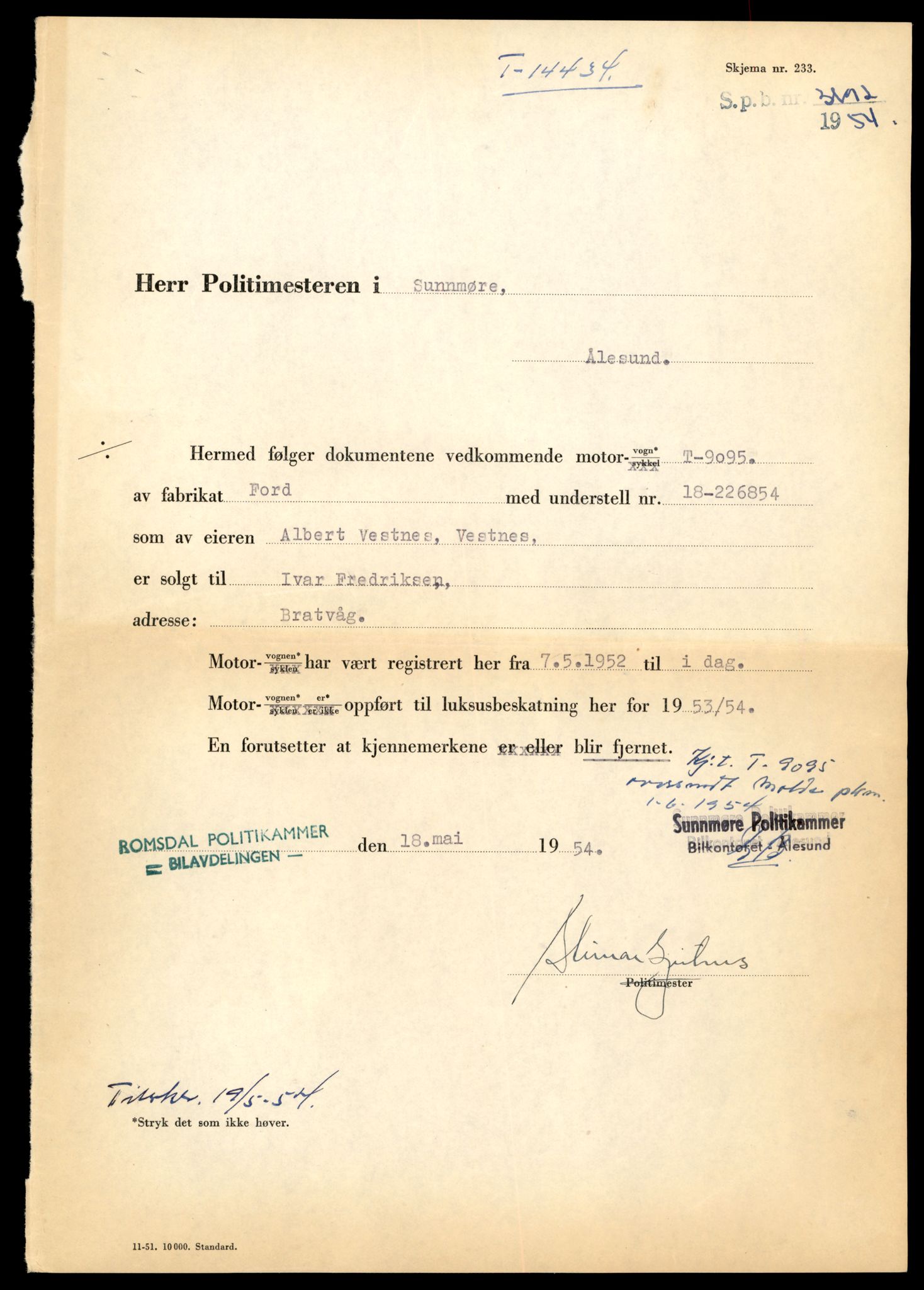 Møre og Romsdal vegkontor - Ålesund trafikkstasjon, AV/SAT-A-4099/F/Fe/L0045: Registreringskort for kjøretøy T 14320 - T 14444, 1927-1998, p. 2926