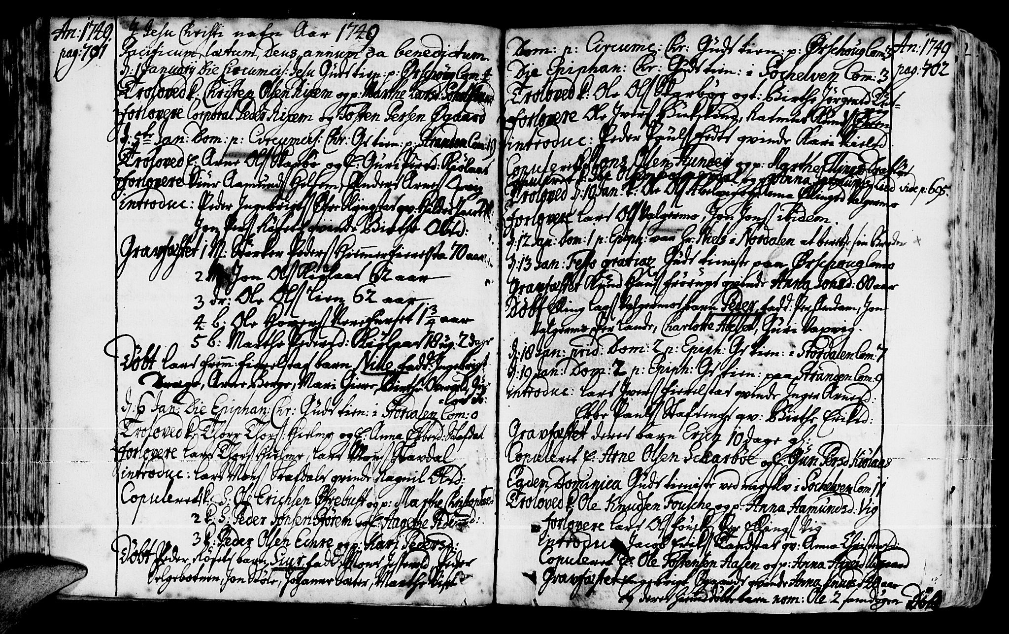 Ministerialprotokoller, klokkerbøker og fødselsregistre - Møre og Romsdal, AV/SAT-A-1454/522/L0307: Parish register (official) no. 522A02, 1743-1773, p. 701-702