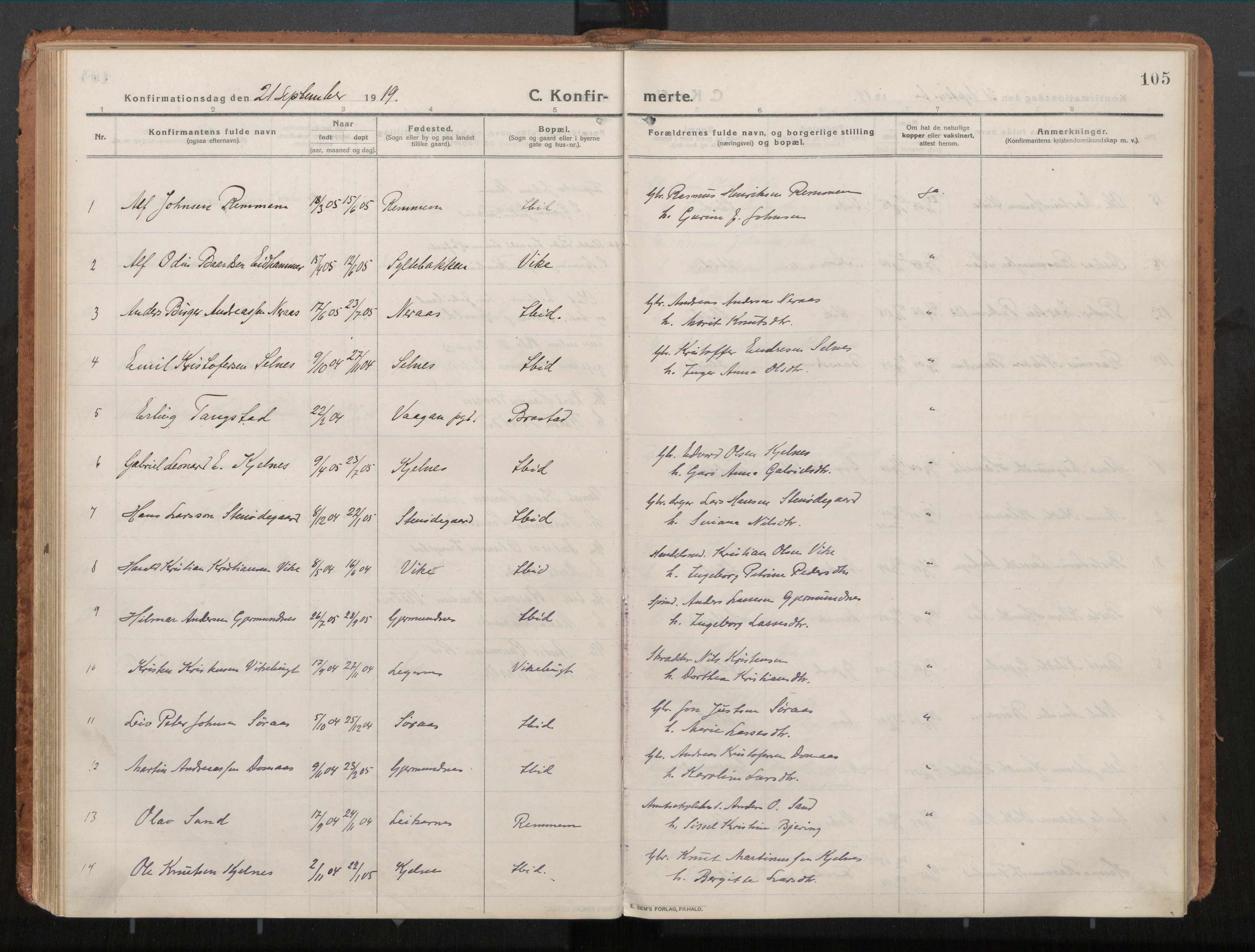 Ministerialprotokoller, klokkerbøker og fødselsregistre - Møre og Romsdal, AV/SAT-A-1454/539/L0534a: Parish register (official) no. 539A08, 1912-1935, p. 105