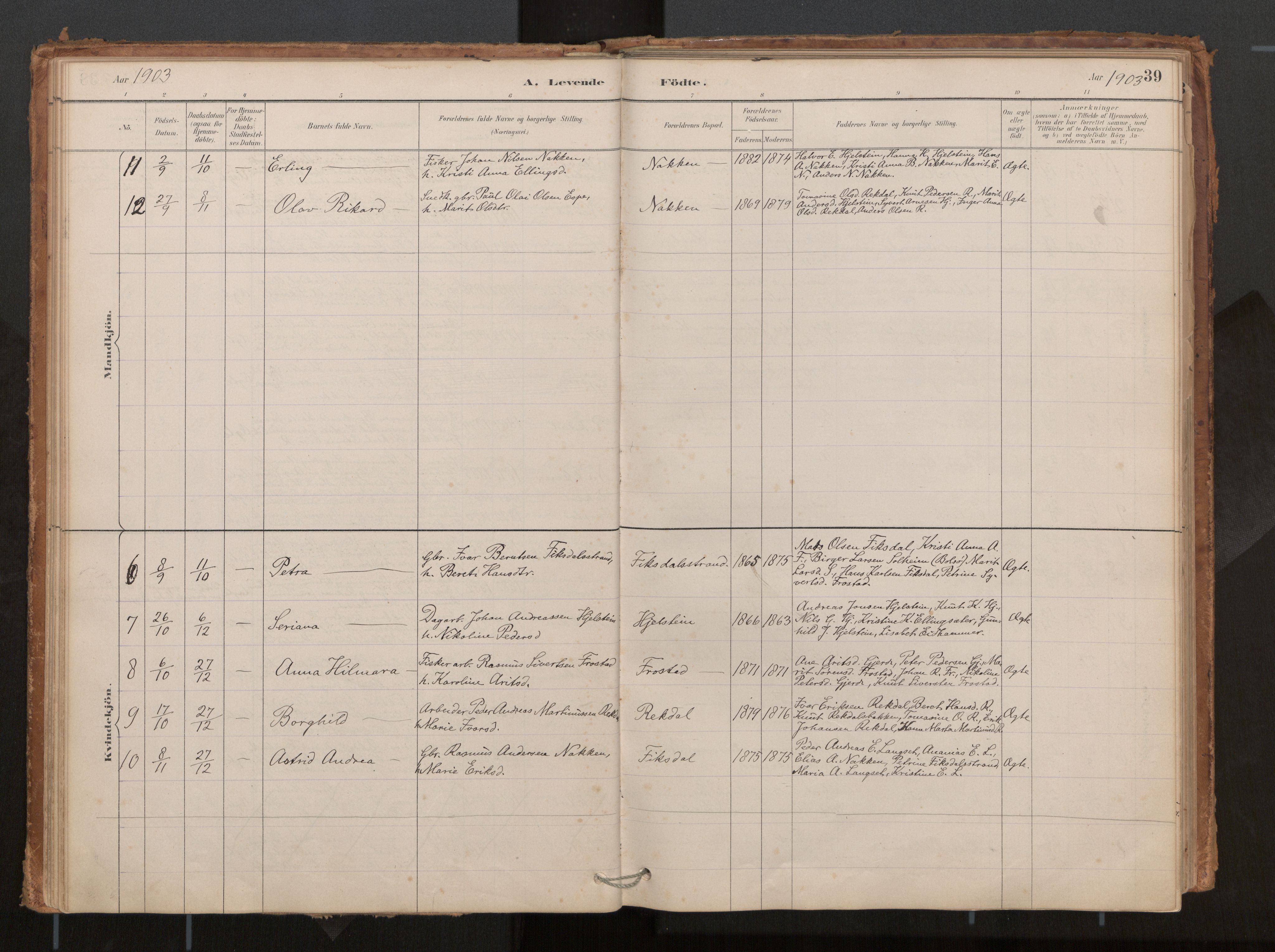 Ministerialprotokoller, klokkerbøker og fødselsregistre - Møre og Romsdal, AV/SAT-A-1454/540/L0540a: Parish register (official) no. 540A02, 1884-1908, p. 39