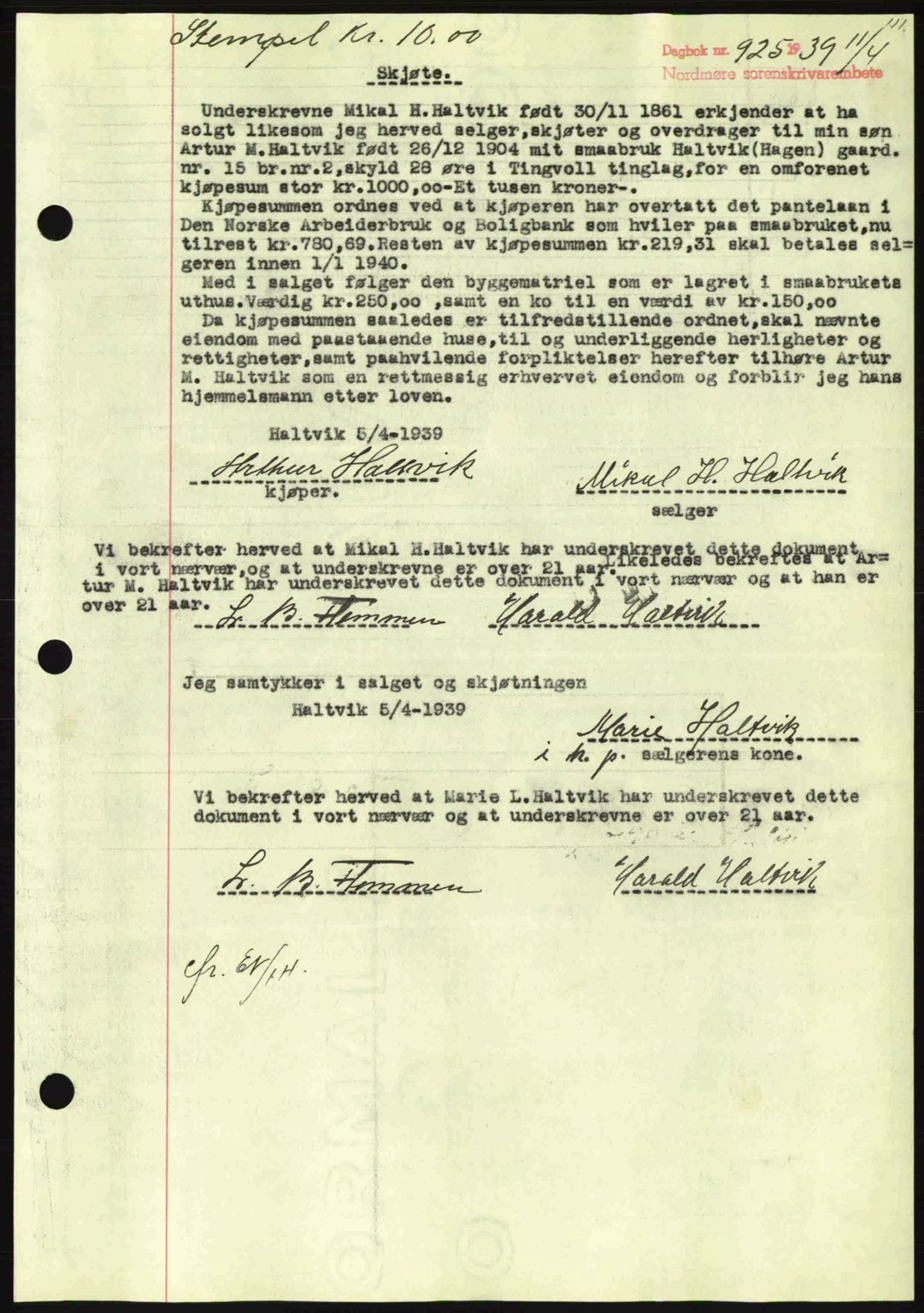 Nordmøre sorenskriveri, AV/SAT-A-4132/1/2/2Ca: Mortgage book no. A86, 1939-1939, Diary no: : 925/1939