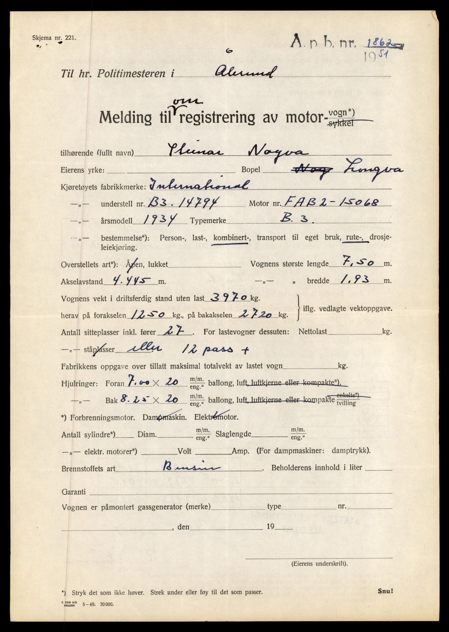 Møre og Romsdal vegkontor - Ålesund trafikkstasjon, AV/SAT-A-4099/F/Fe/L0010: Registreringskort for kjøretøy T 1050 - T 1169, 1927-1998, p. 2837