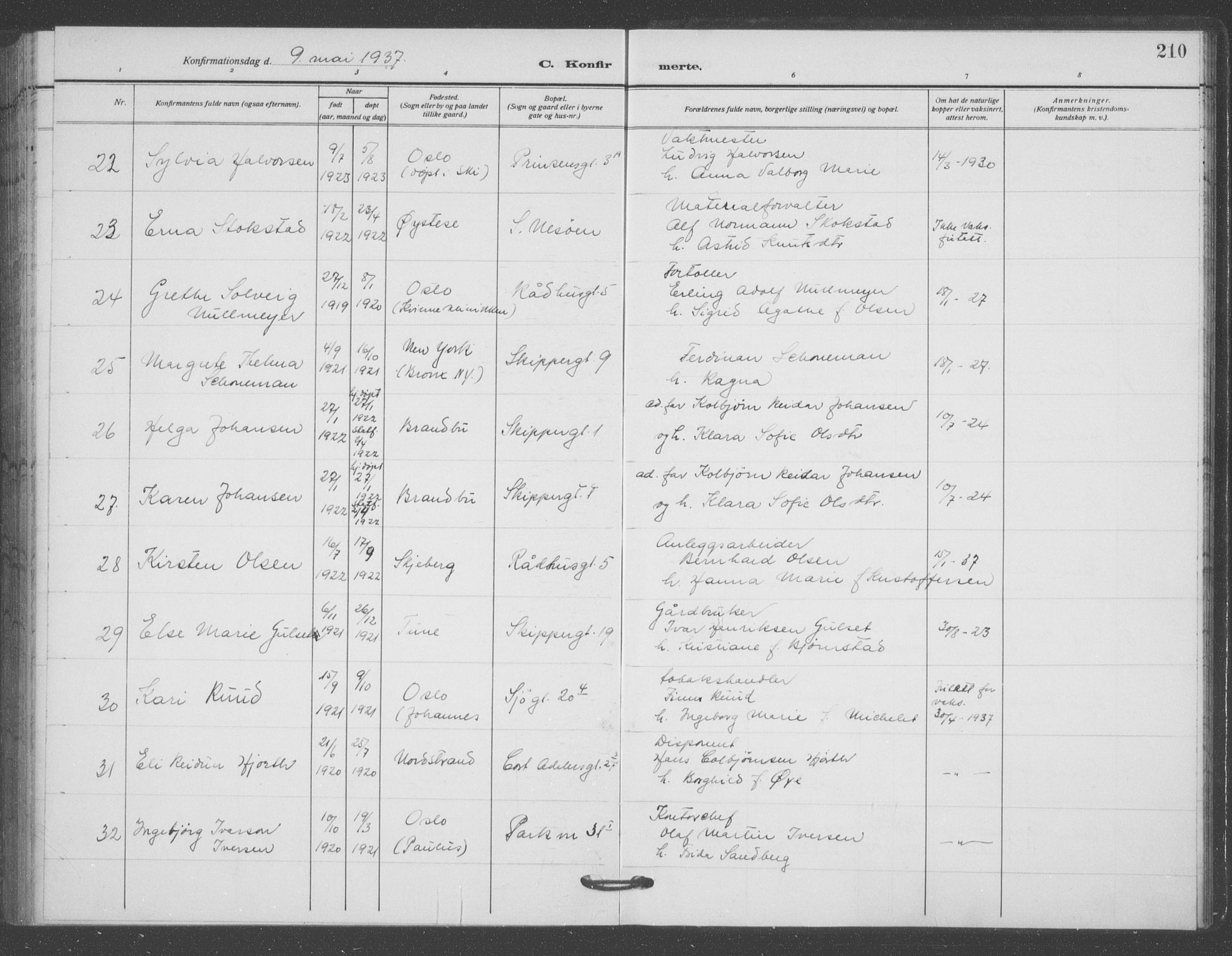Oslo domkirke Kirkebøker, AV/SAO-A-10752/F/Fa/L0031: Parish register (official) no. 31, 1918-1941, p. 210