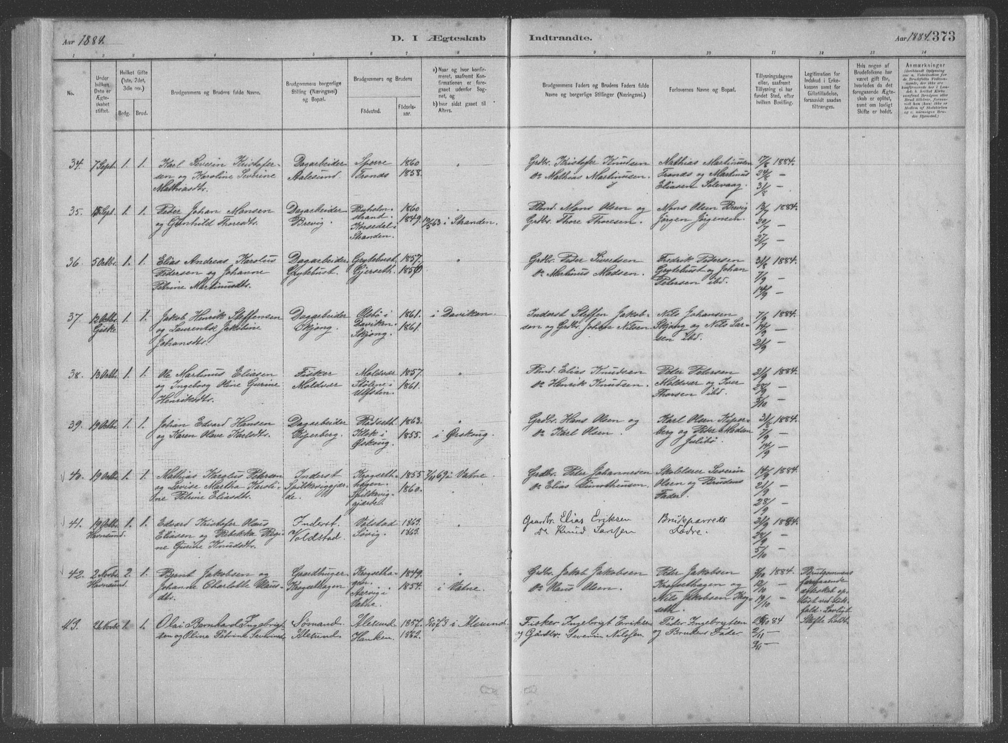 Ministerialprotokoller, klokkerbøker og fødselsregistre - Møre og Romsdal, SAT/A-1454/528/L0402: Parish register (official) no. 528A12II, 1880-1903, p. 373