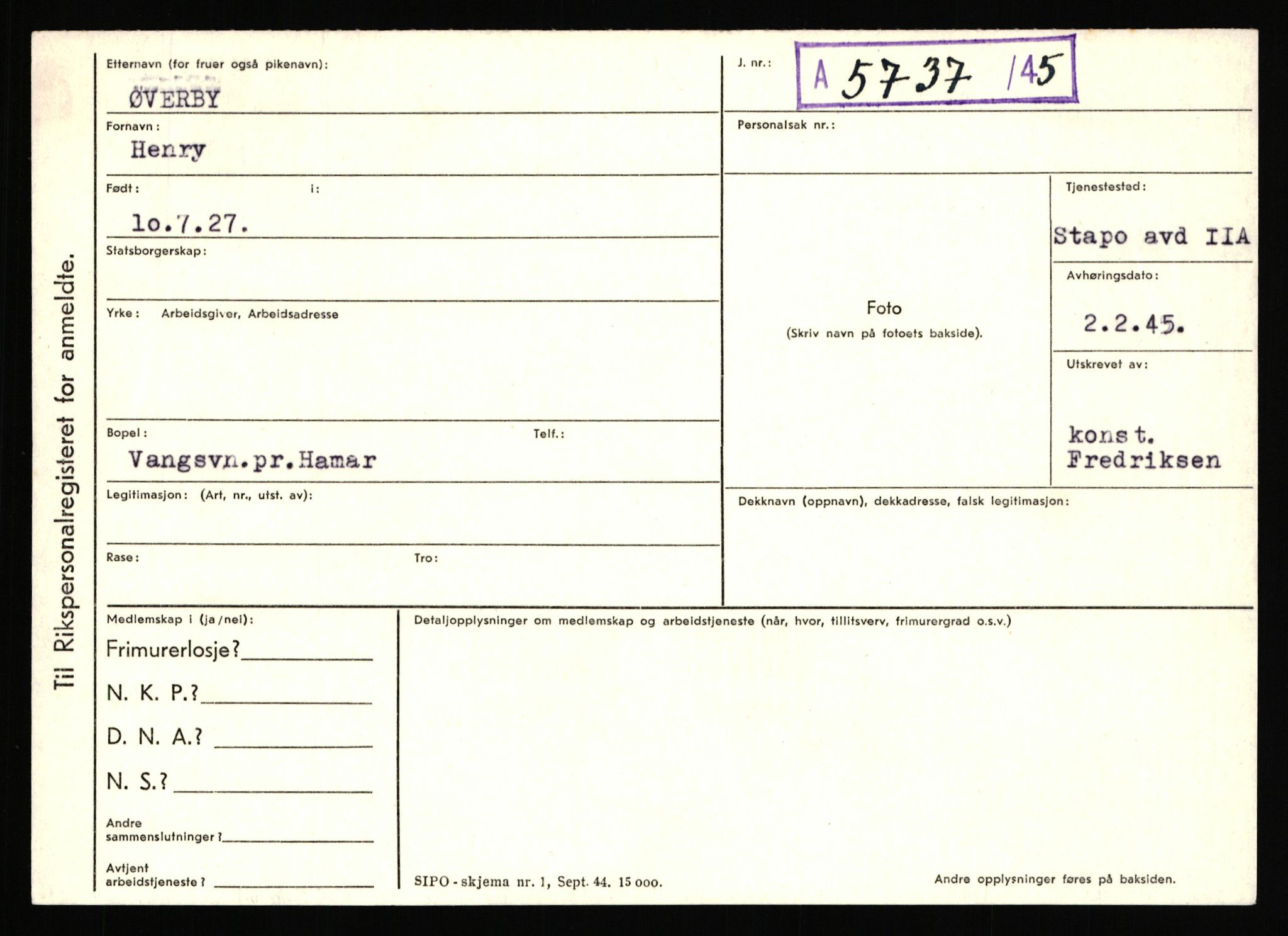 Statspolitiet - Hovedkontoret / Osloavdelingen, AV/RA-S-1329/C/Ca/L0016: Uberg - Øystese, 1943-1945, p. 4042