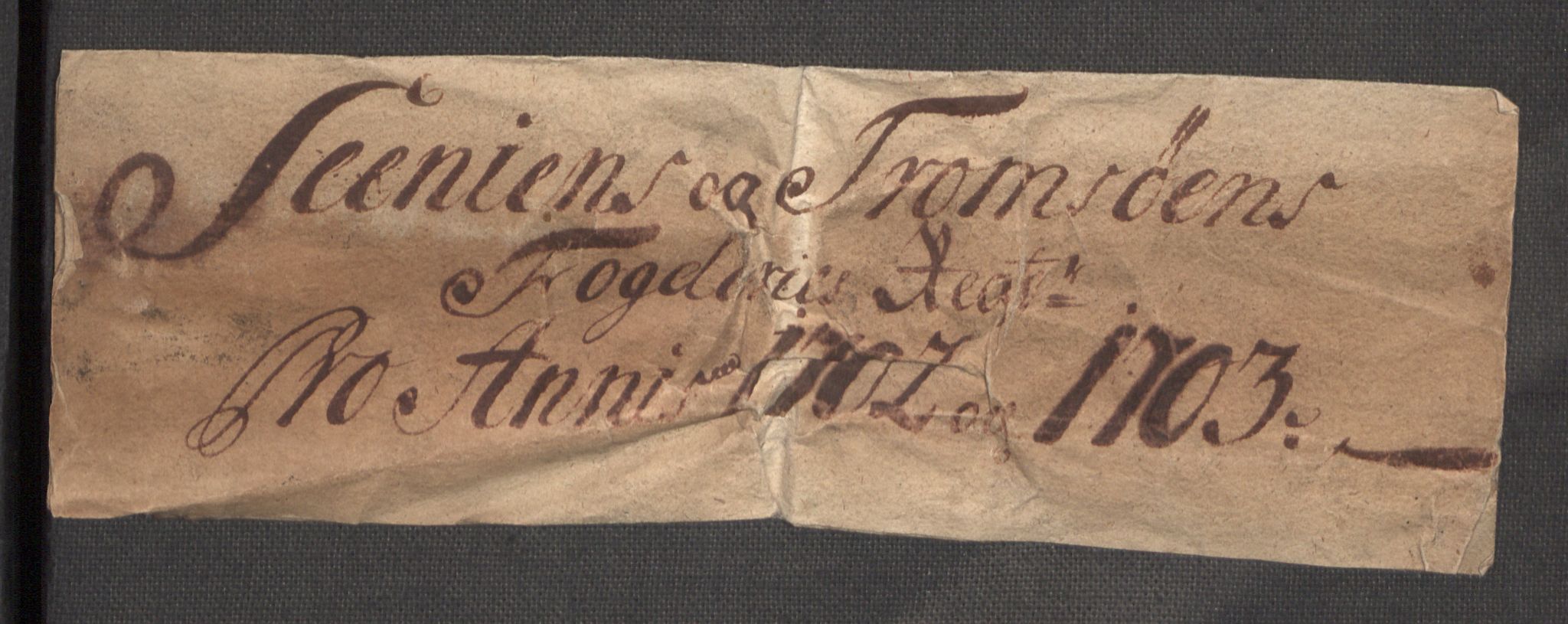 Rentekammeret inntil 1814, Reviderte regnskaper, Fogderegnskap, AV/RA-EA-4092/R68/L4755: Fogderegnskap Senja og Troms, 1700-1704, p. 274