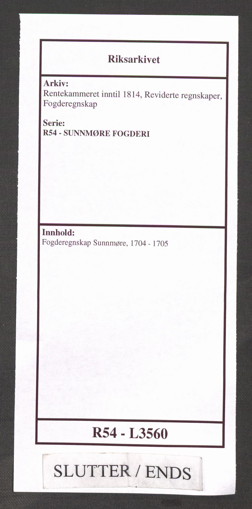 Rentekammeret inntil 1814, Reviderte regnskaper, Fogderegnskap, AV/RA-EA-4092/R54/L3560: Fogderegnskap Sunnmøre, 1704-1705, p. 485