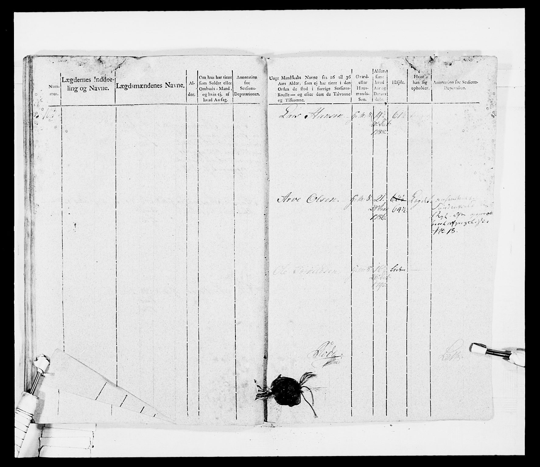 Generalitets- og kommissariatskollegiet, Det kongelige norske kommissariatskollegium, AV/RA-EA-5420/E/Eh/L0030a: Sønnafjelske gevorbne infanteriregiment, 1807, p. 354